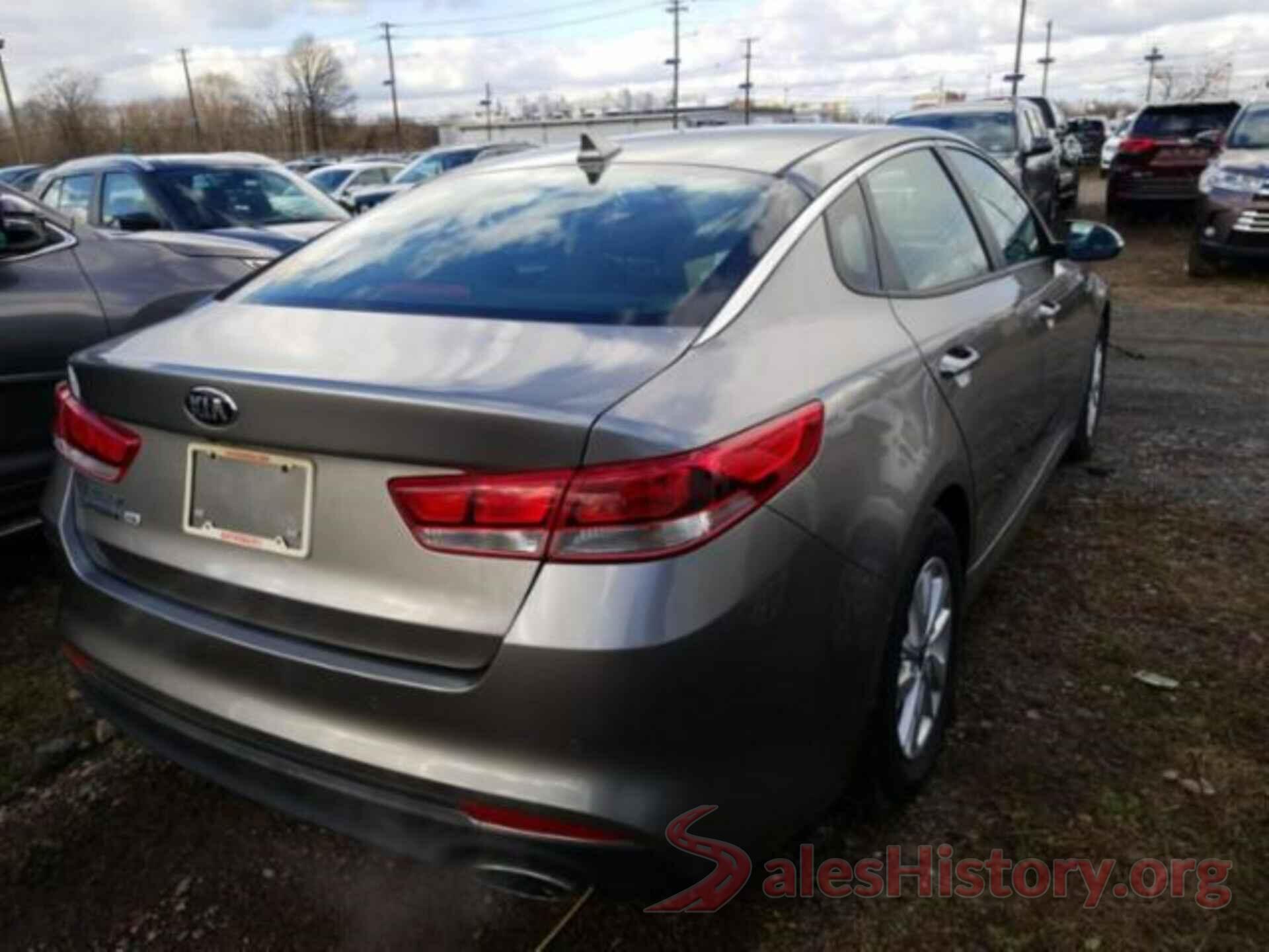 5XXGT4L33JG205296 2018 KIA OPTIMA