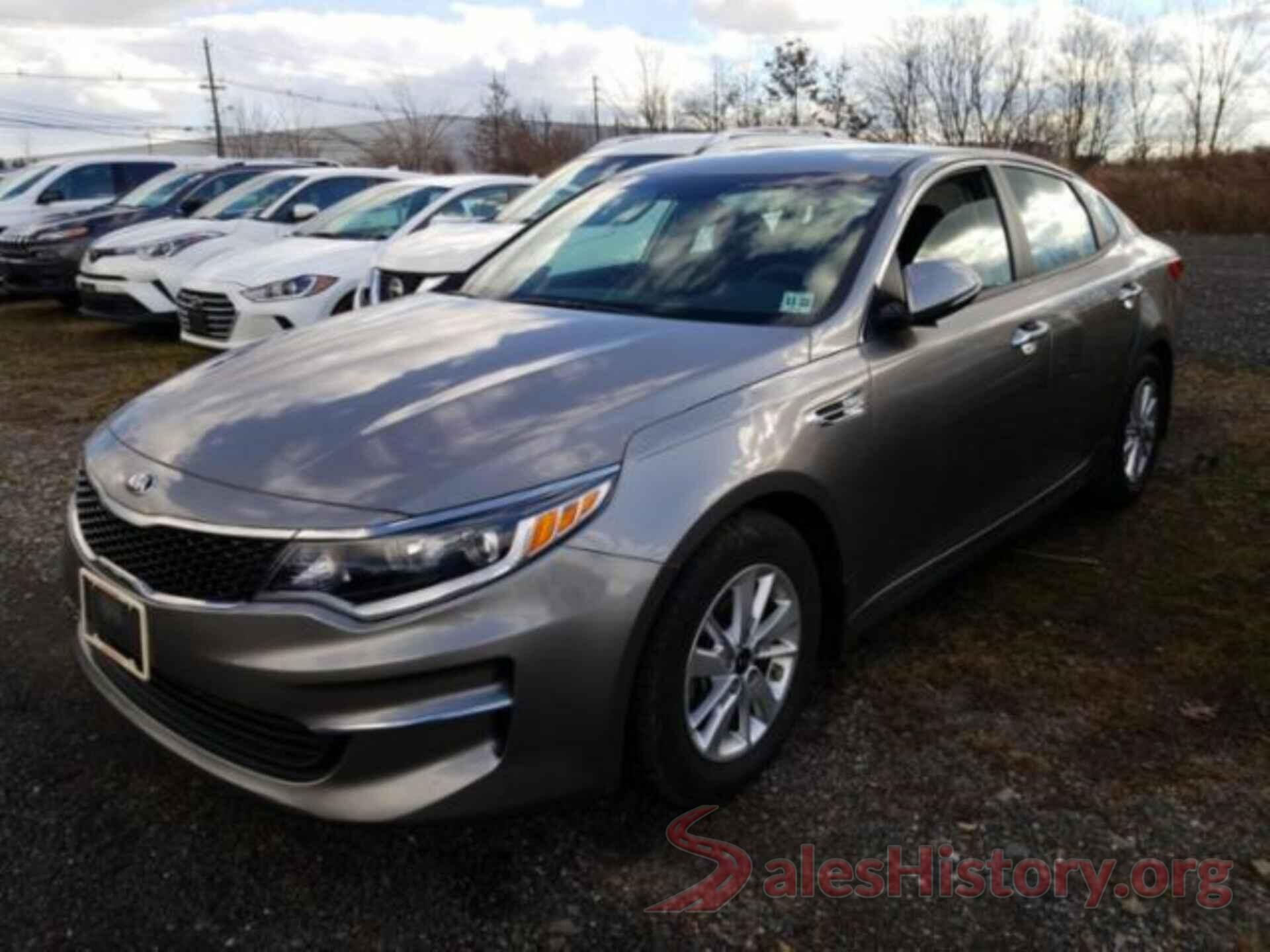 5XXGT4L33JG205296 2018 KIA OPTIMA