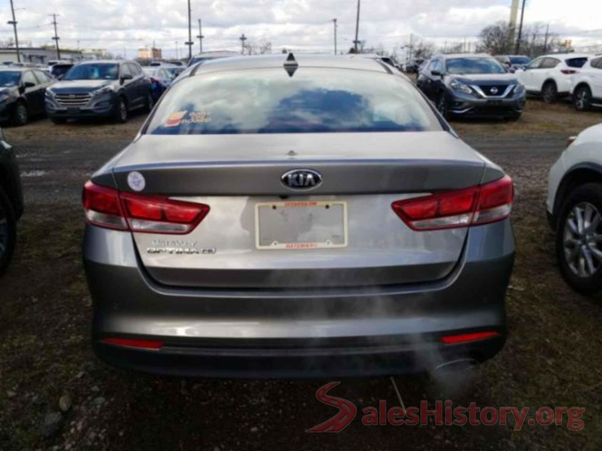 5XXGT4L33JG205296 2018 KIA OPTIMA