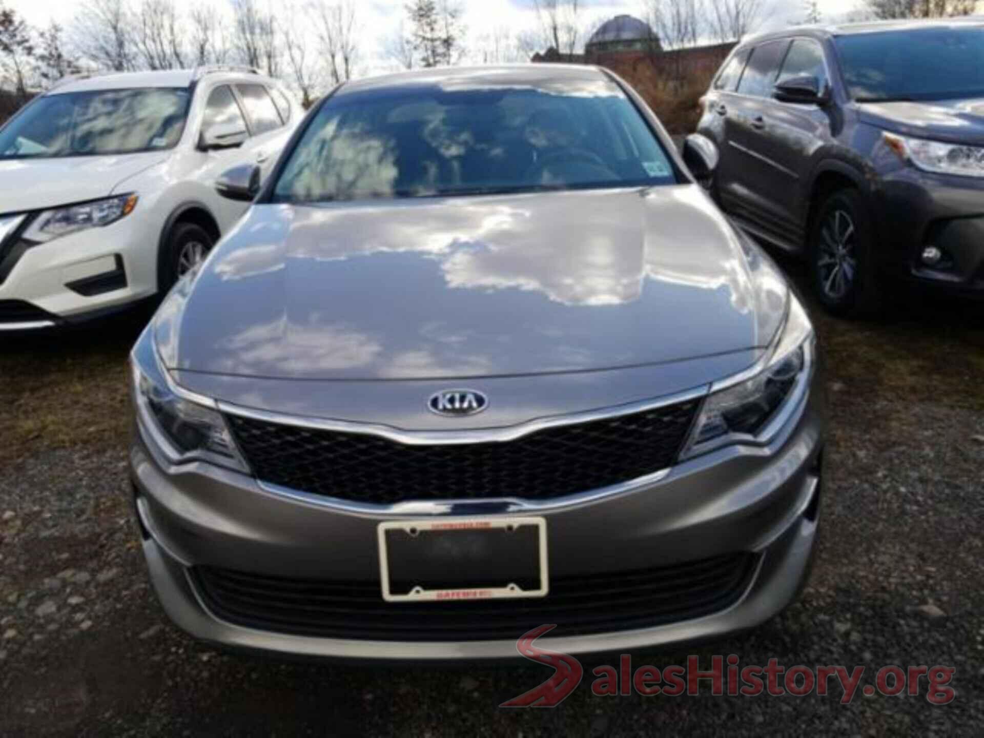 5XXGT4L33JG205296 2018 KIA OPTIMA