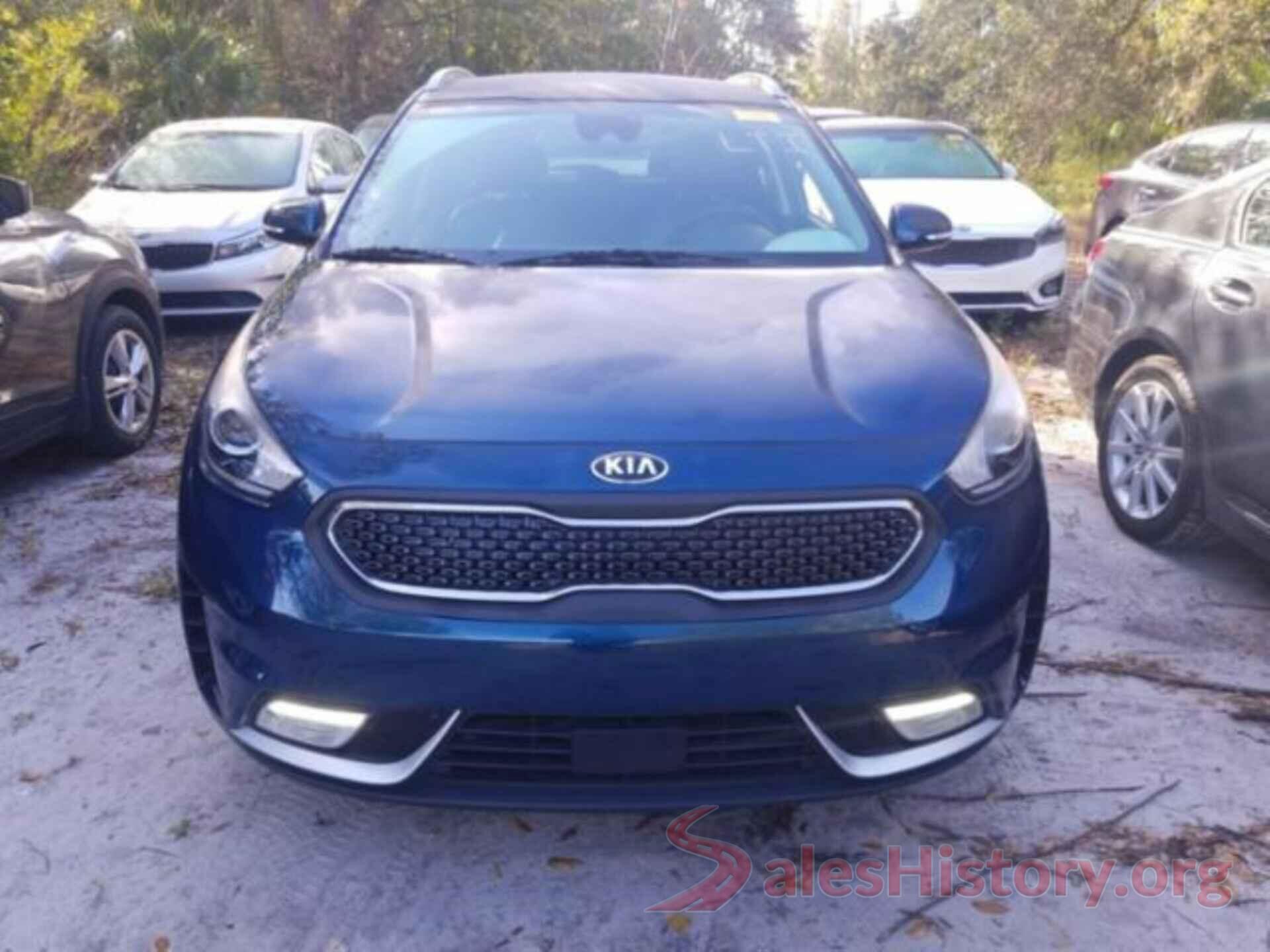 KNDCC3LC5J5108131 2018 KIA NIRO