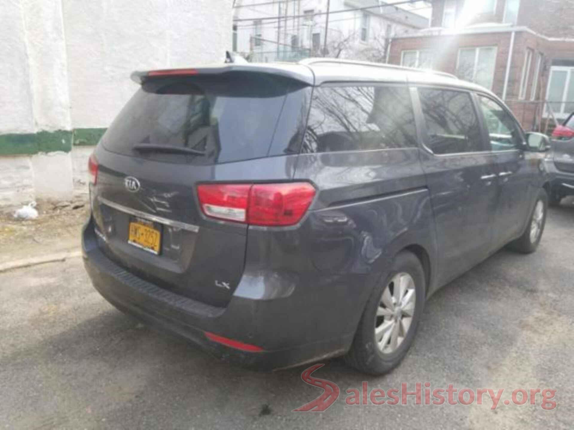 KNDMB5C11H6322720 2017 KIA SEDONA