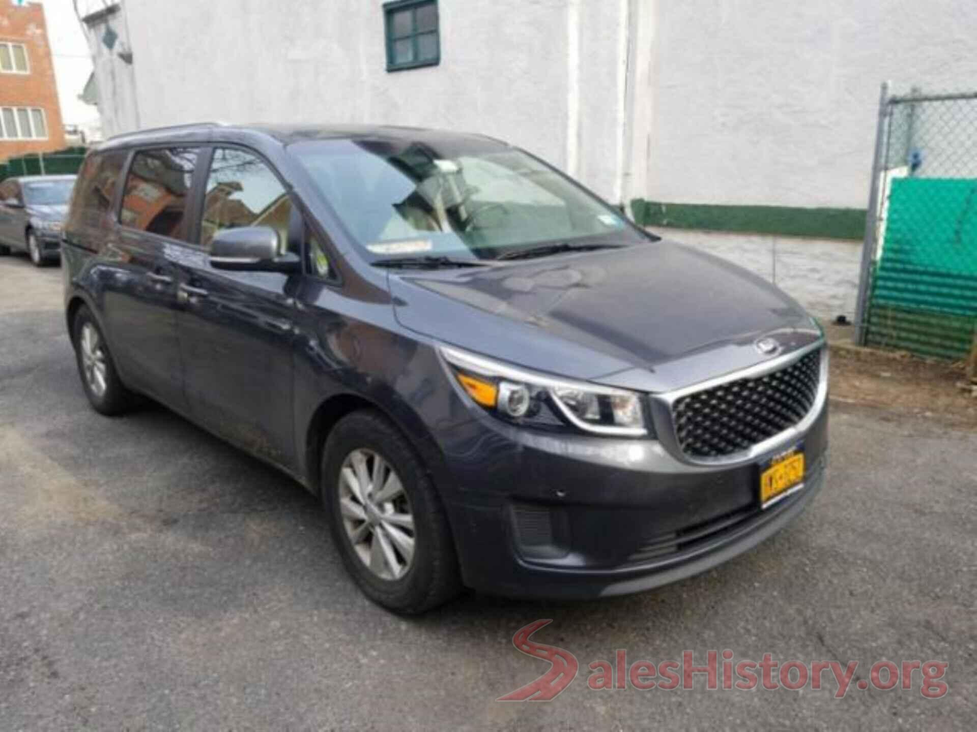 KNDMB5C11H6322720 2017 KIA SEDONA