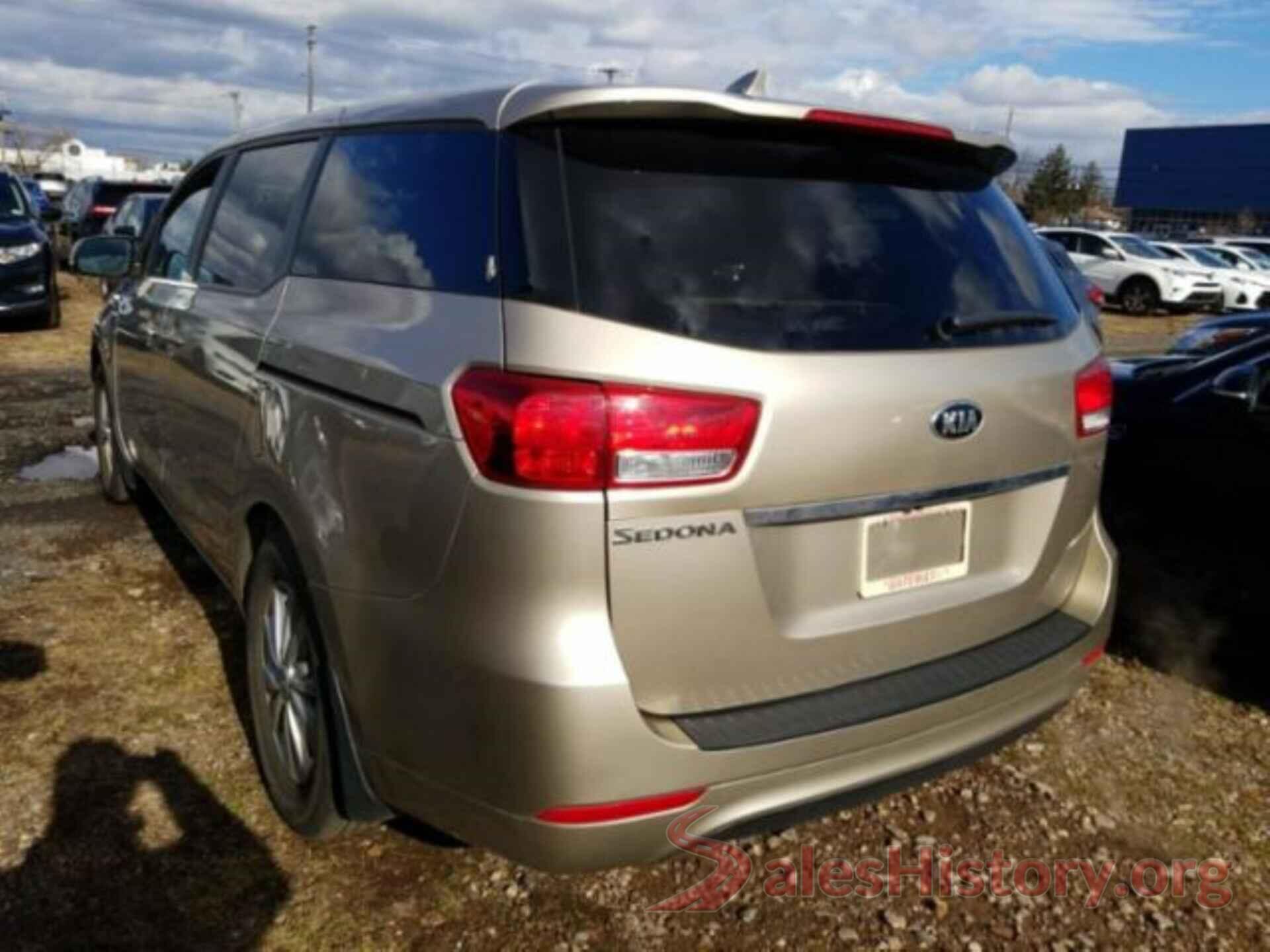 KNDMB5C1XH6307469 2017 KIA SEDONA