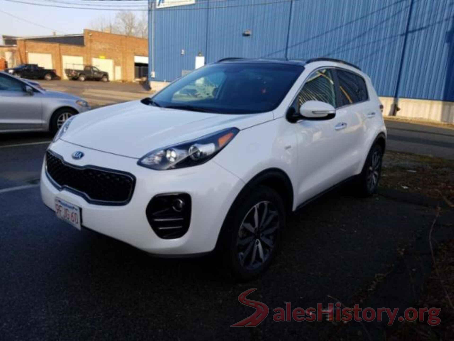 KNDPNCAC5J7397062 2018 KIA SPORTAGE