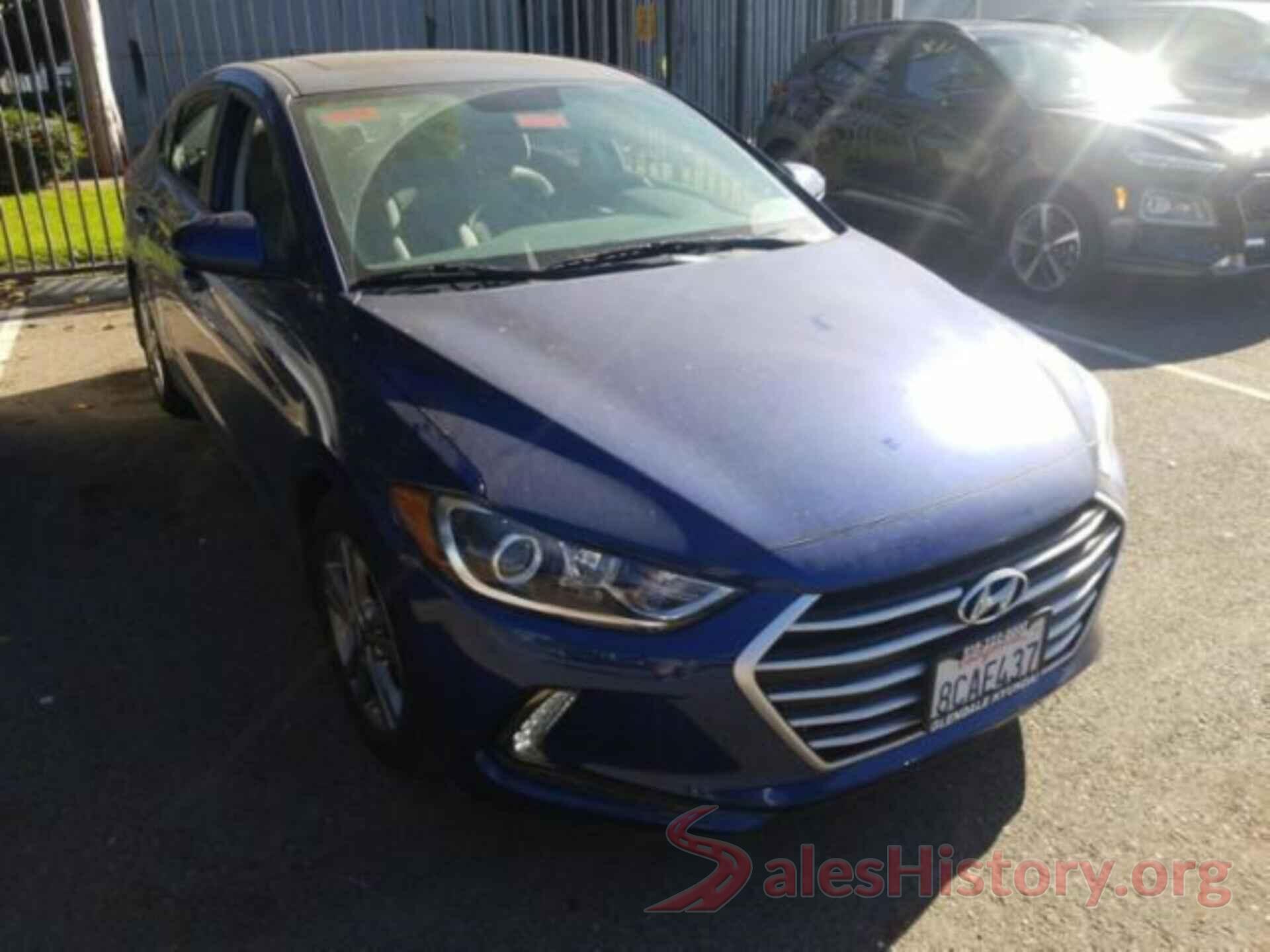 5NPD84LF2JH268912 2018 HYUNDAI ELANTRA