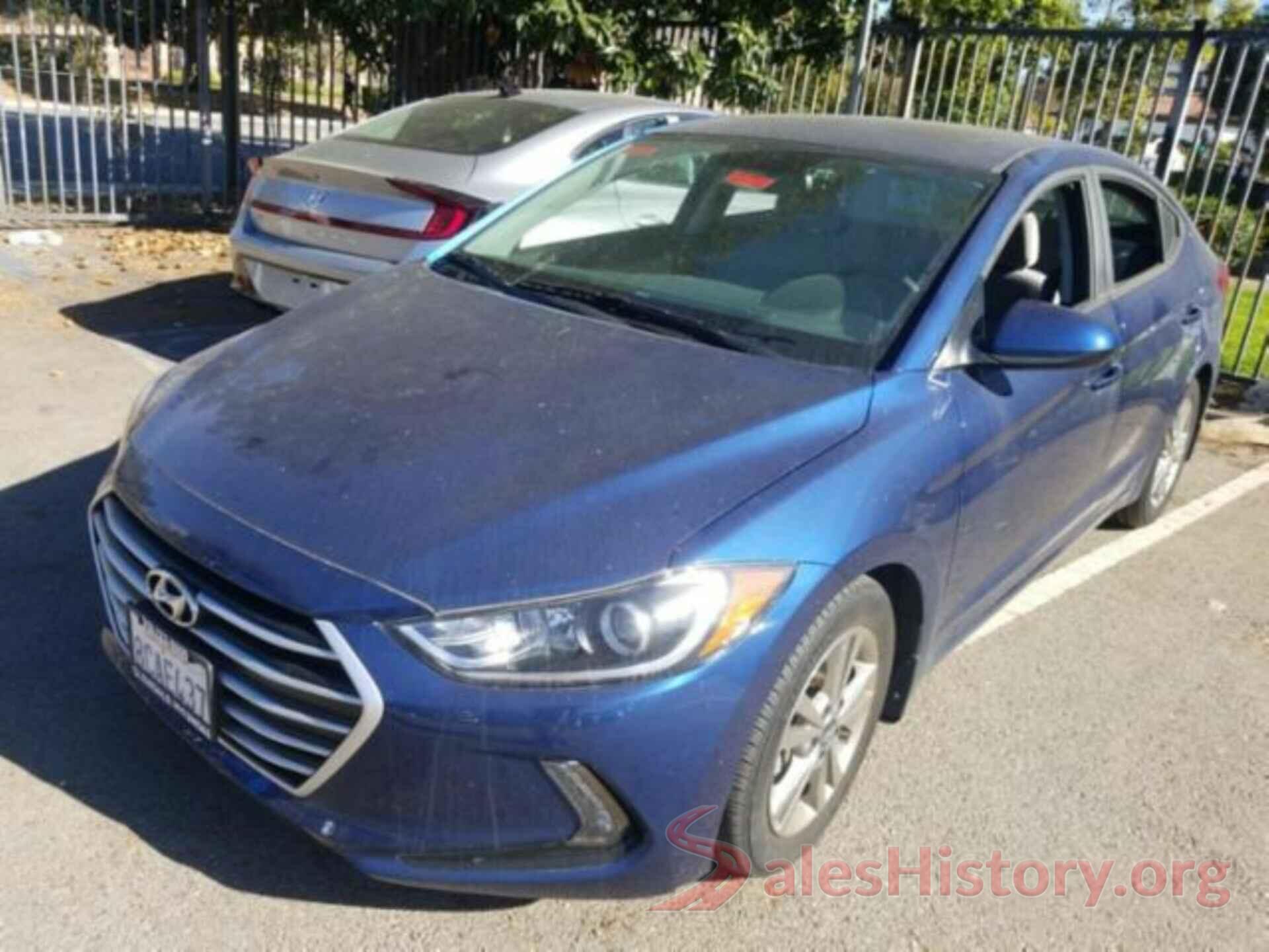 5NPD84LF2JH268912 2018 HYUNDAI ELANTRA