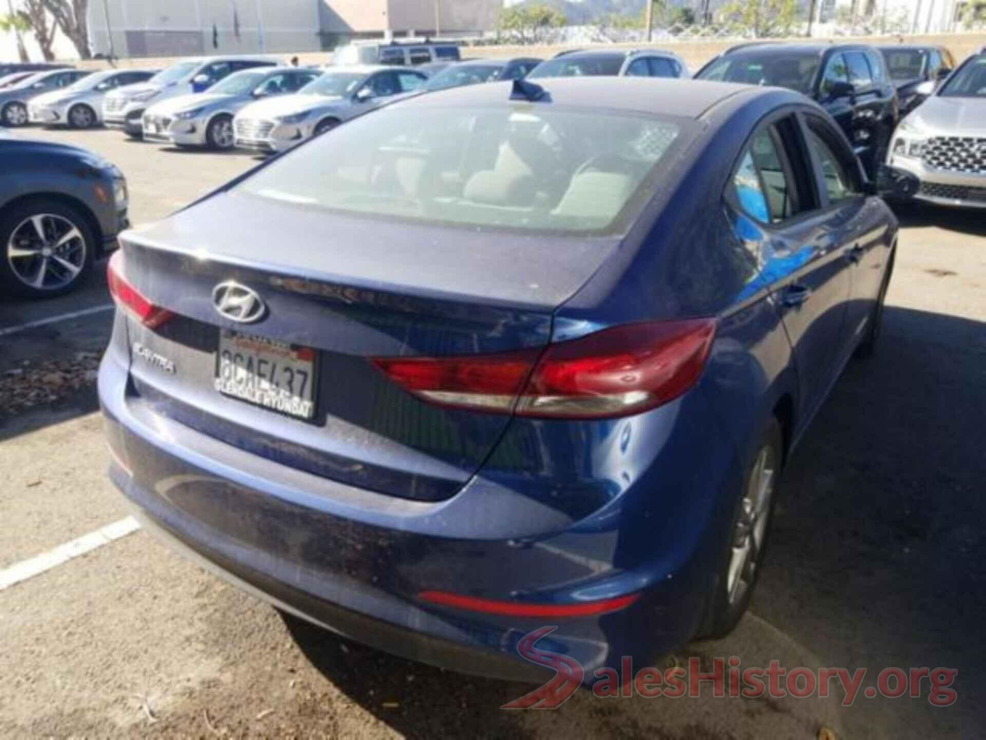 5NPD84LF2JH268912 2018 HYUNDAI ELANTRA