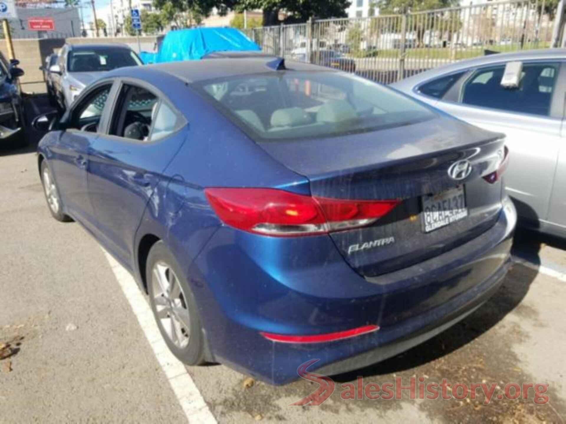 5NPD84LF2JH268912 2018 HYUNDAI ELANTRA