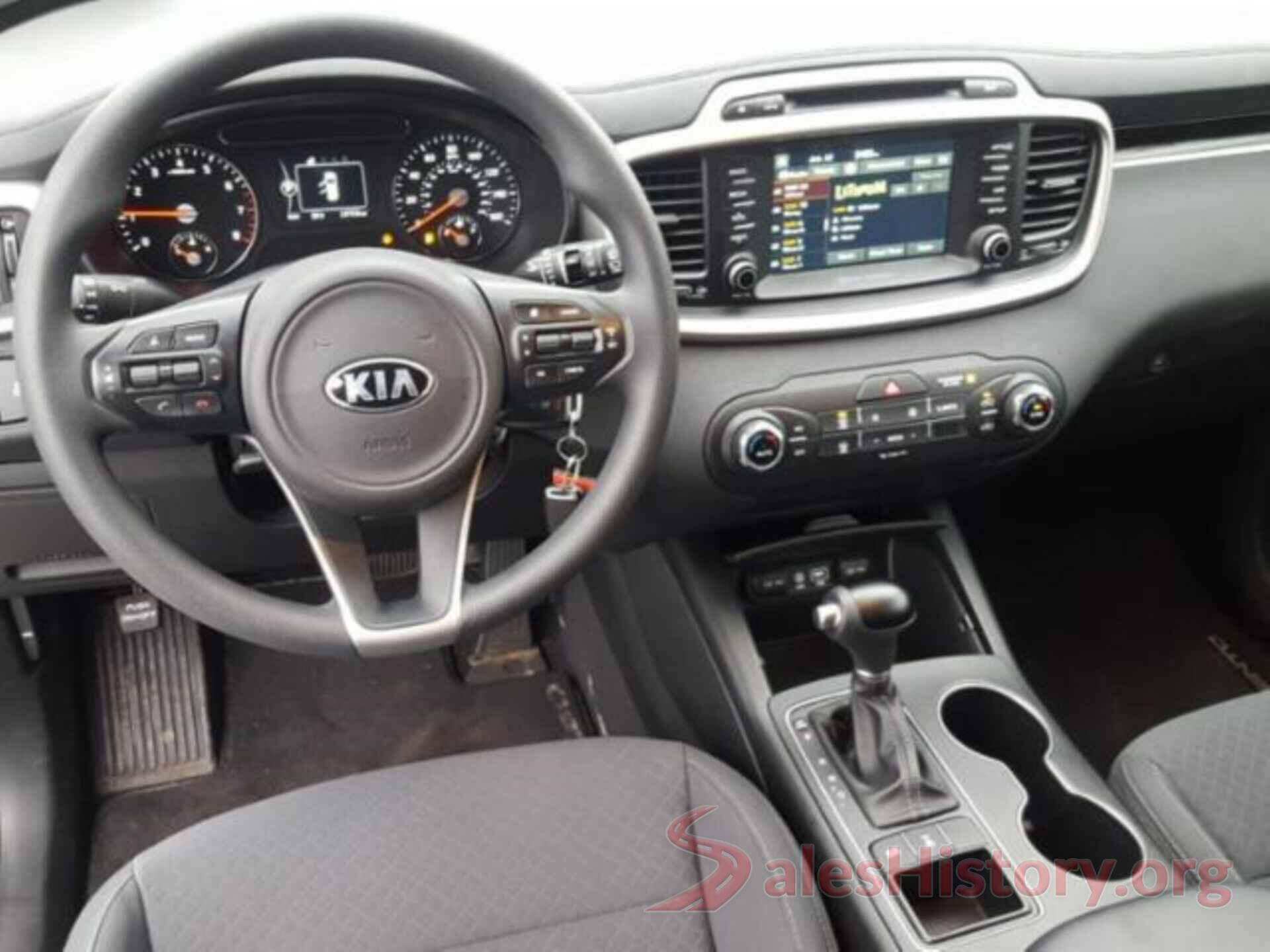 5XYPGDA34JG388923 2018 KIA SORENTO