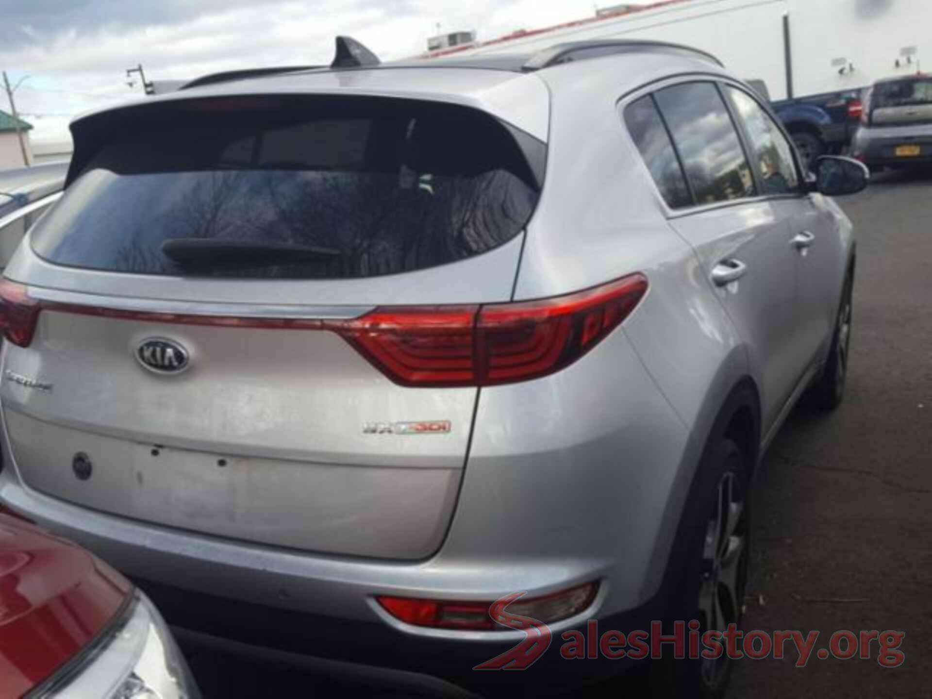 KNDPRCA67J7371870 2018 KIA SPORTAGE