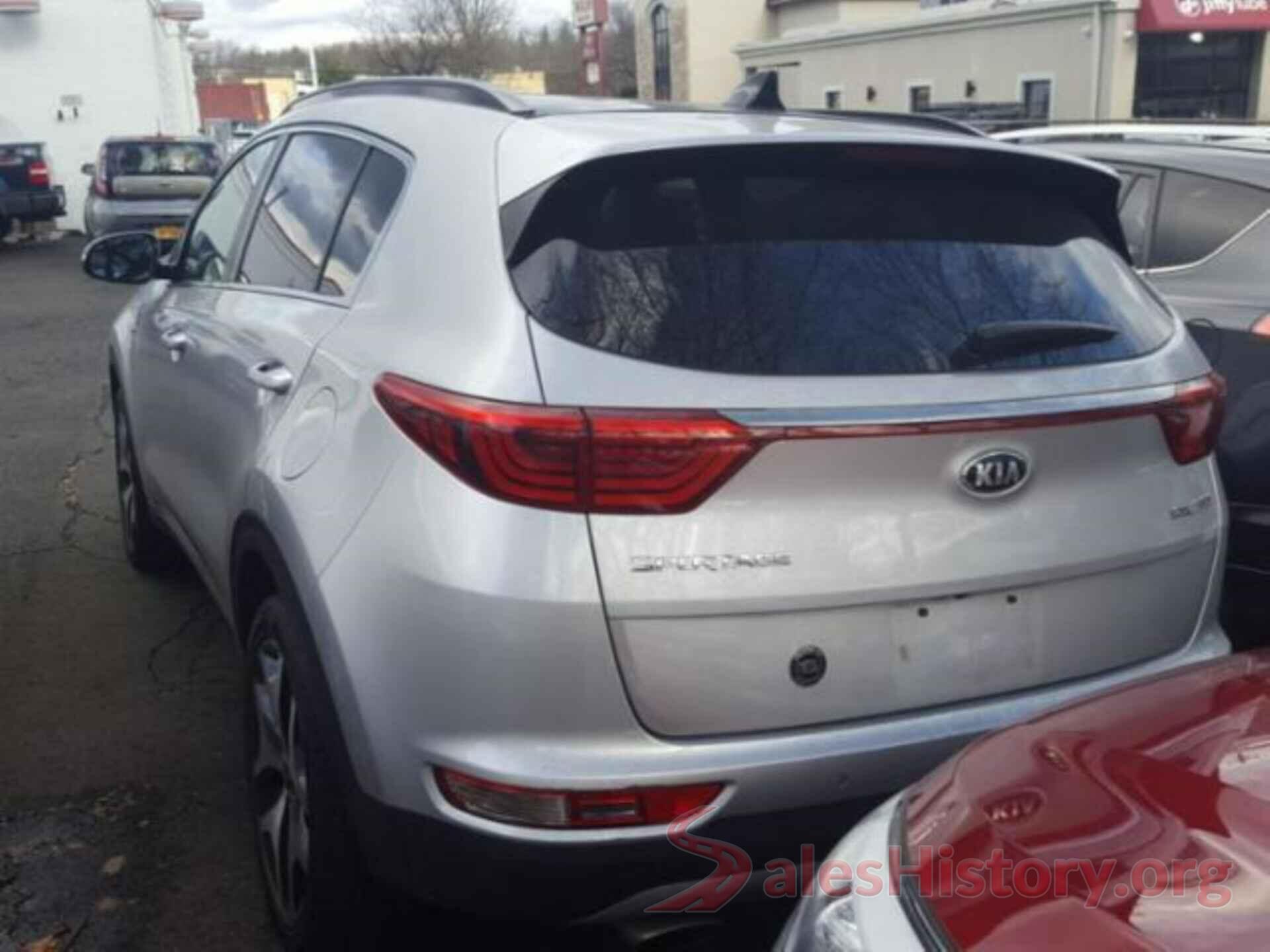 KNDPRCA67J7371870 2018 KIA SPORTAGE