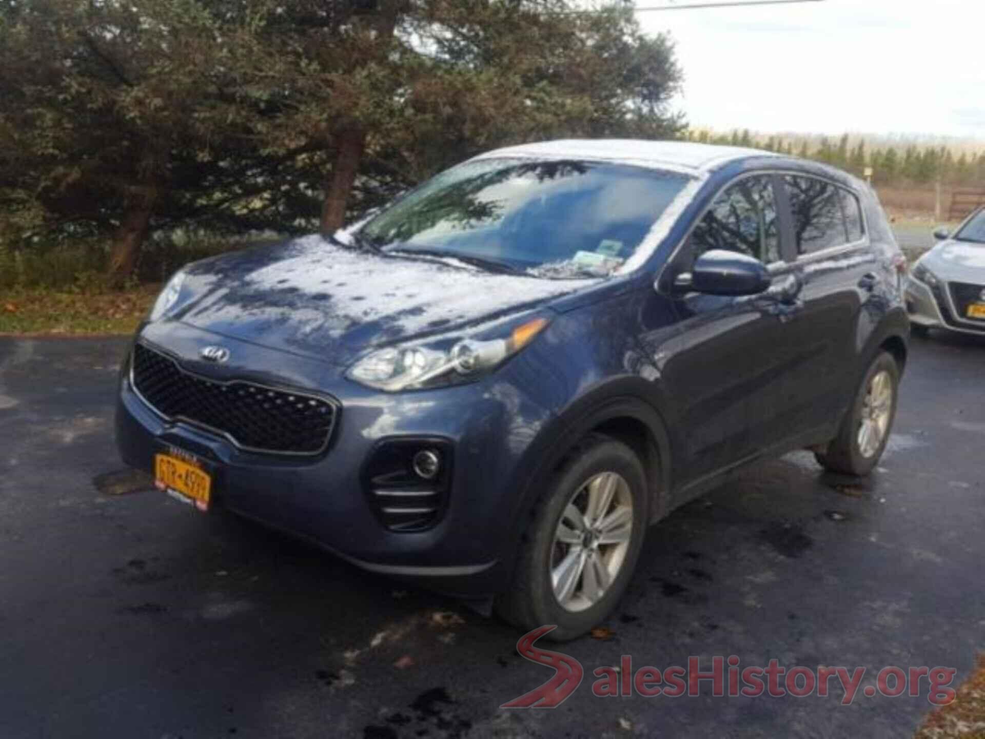 KNDPMCAC0J7367888 2018 KIA SPORTAGE