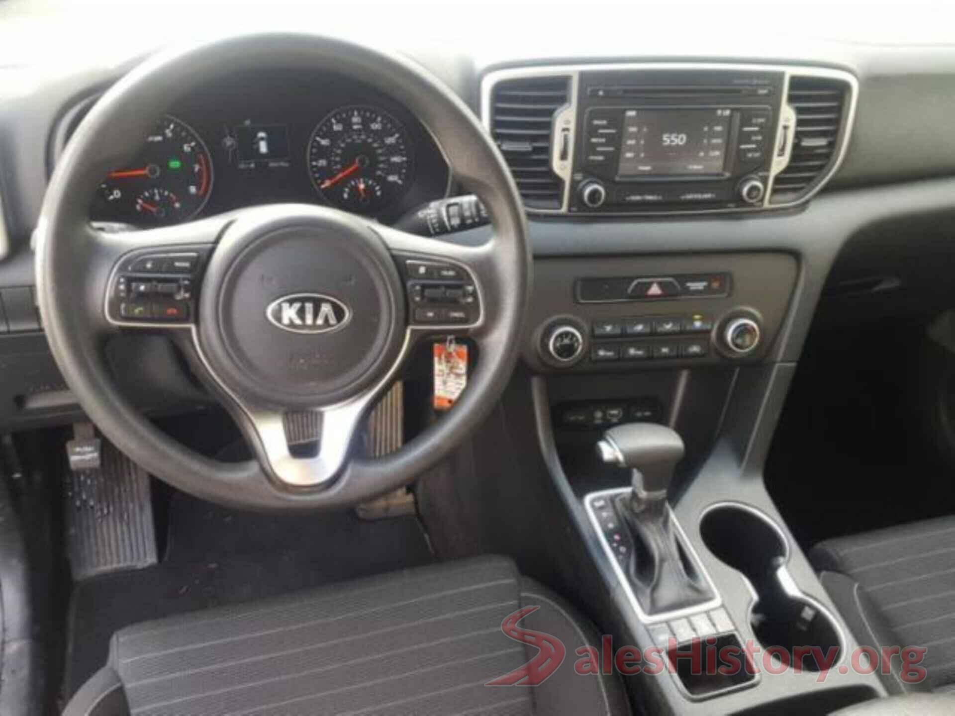 KNDPMCAC0J7367888 2018 KIA SPORTAGE