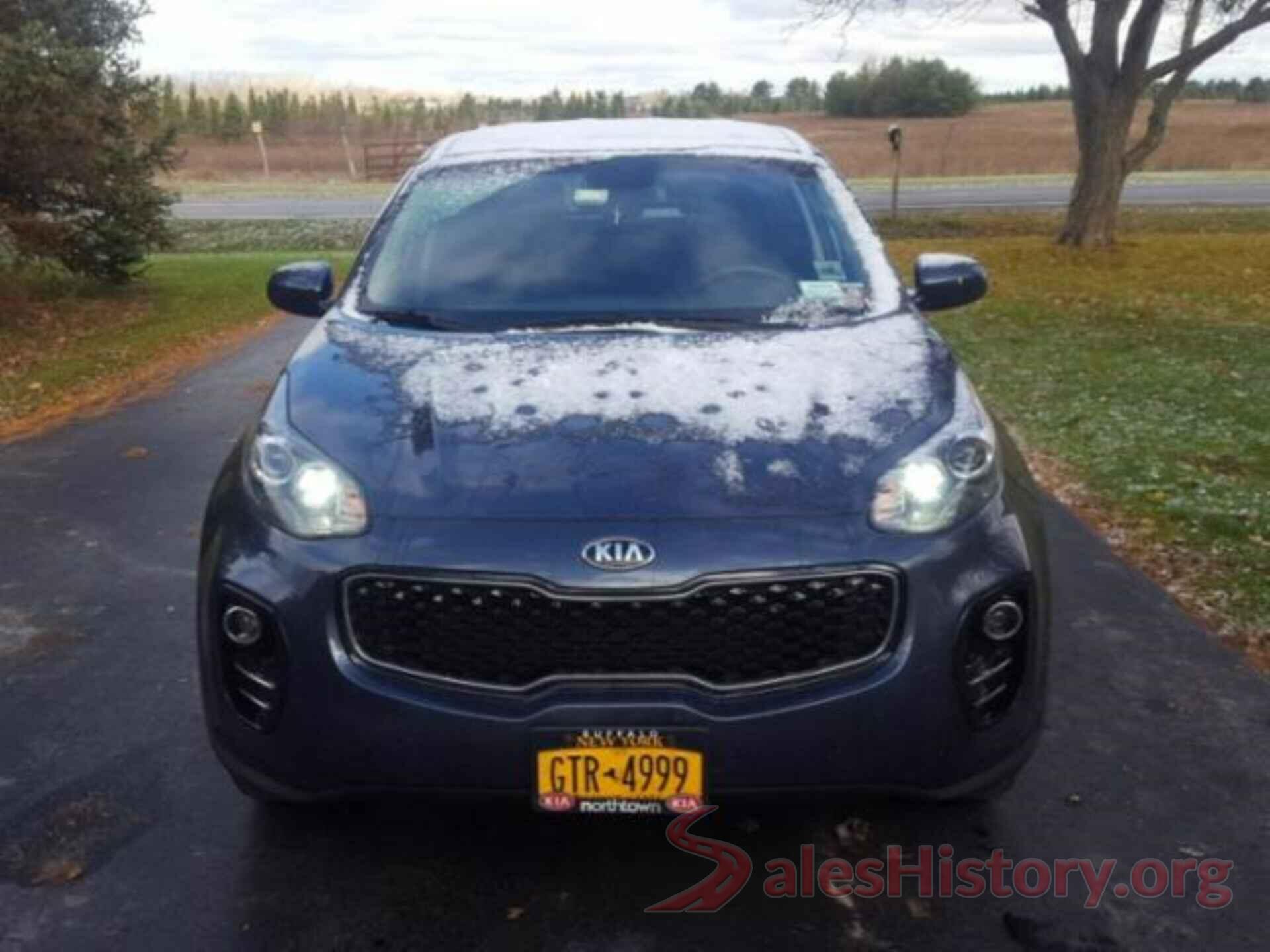 KNDPMCAC0J7367888 2018 KIA SPORTAGE