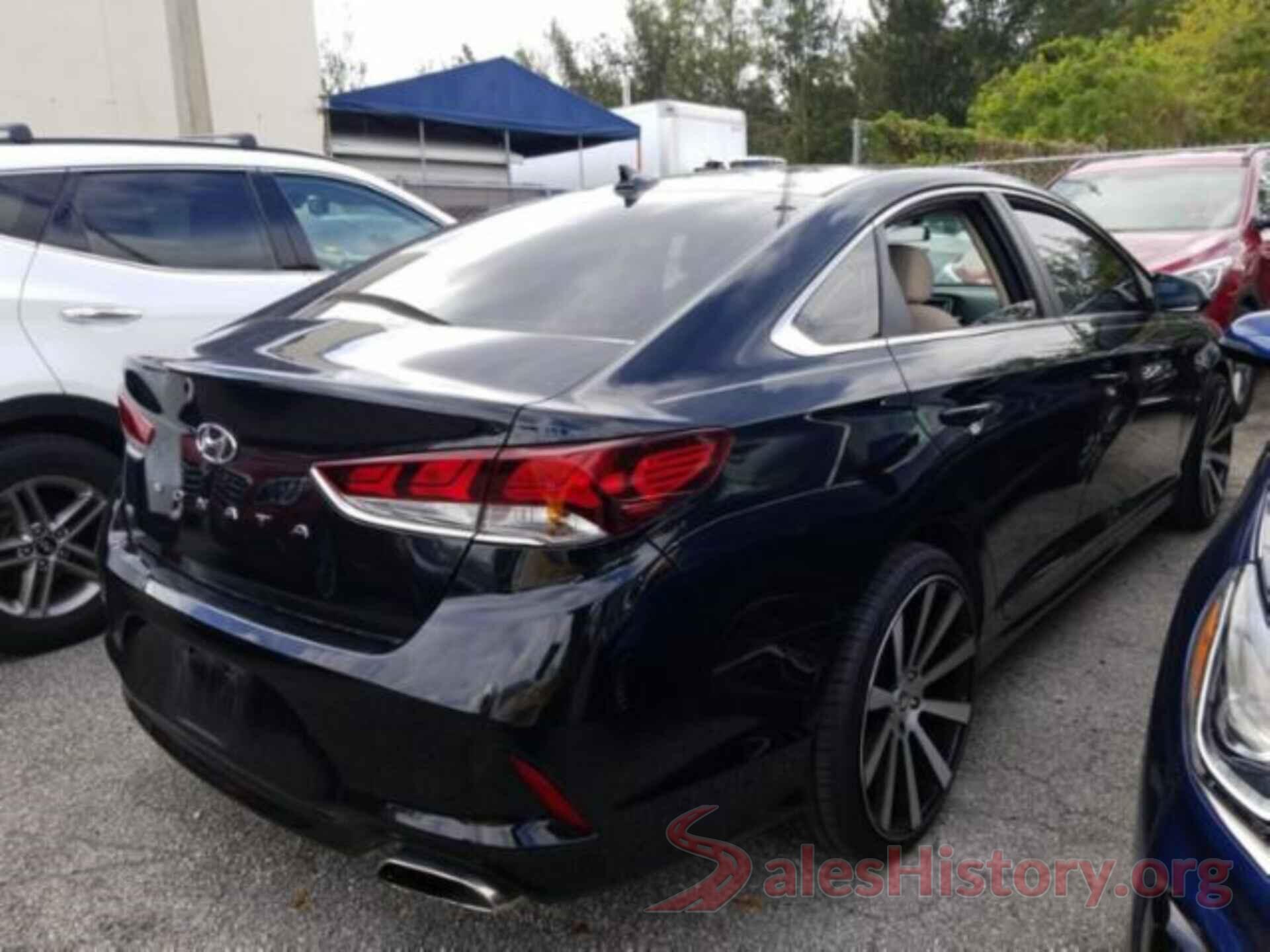 5NPE24AF2JH601327 2018 HYUNDAI SONATA