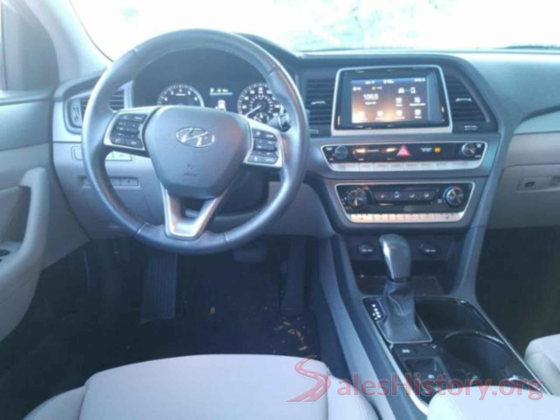 5NPE34AF2JH637810 2018 HYUNDAI SONATA