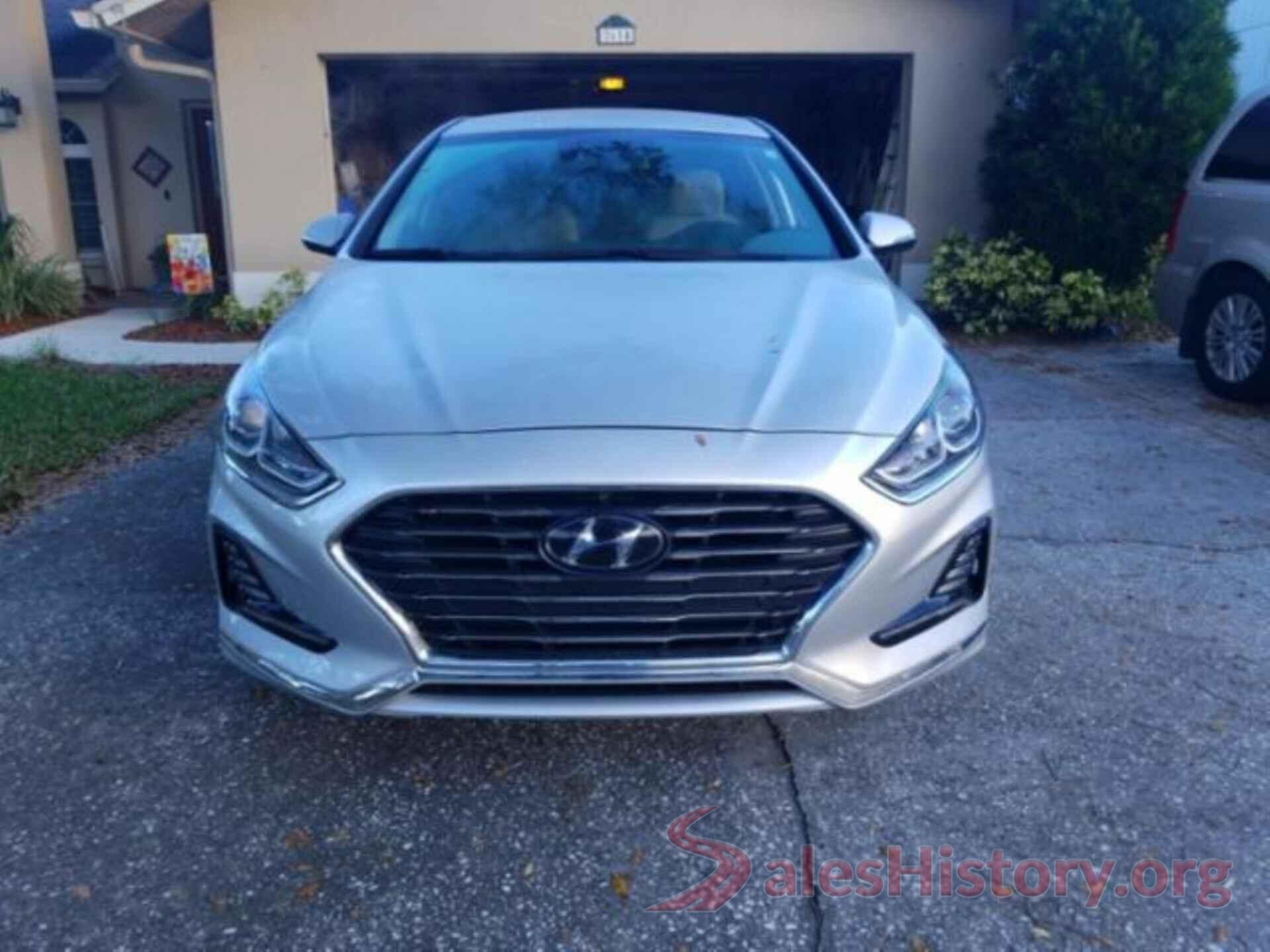 5NPE34AF2JH637810 2018 HYUNDAI SONATA