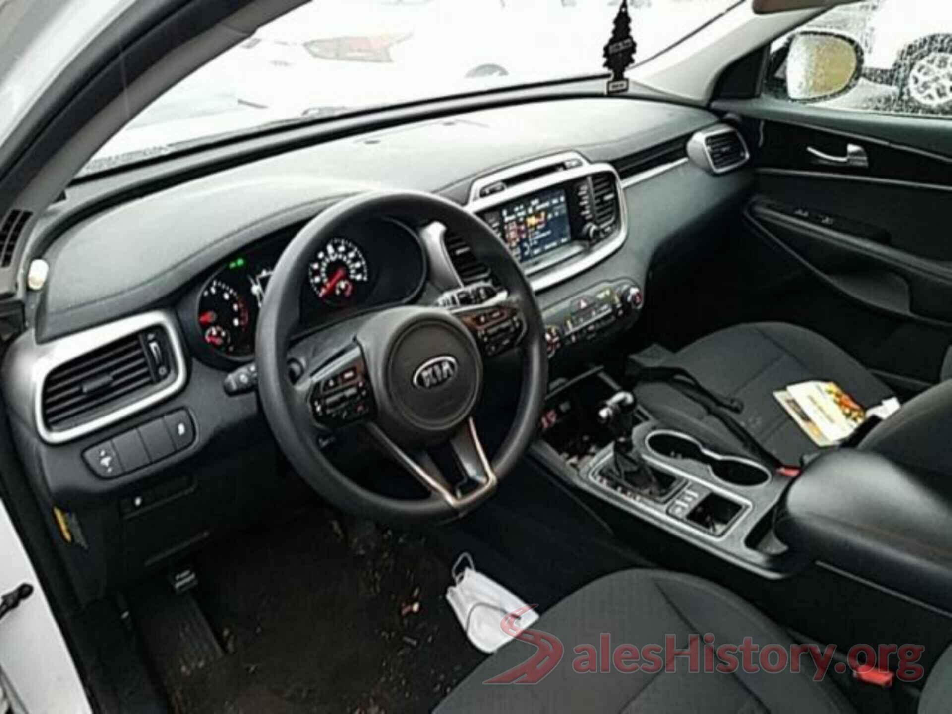 5XYPGDA37JG402717 2018 KIA SORENTO