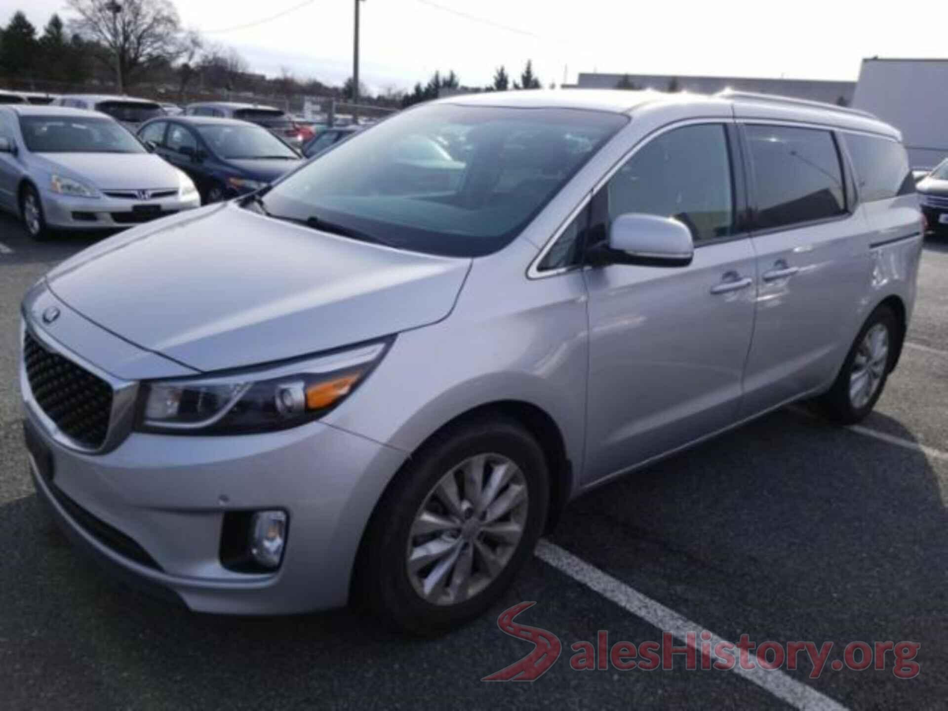 KNDMC5C19J6355709 2018 KIA SEDONA