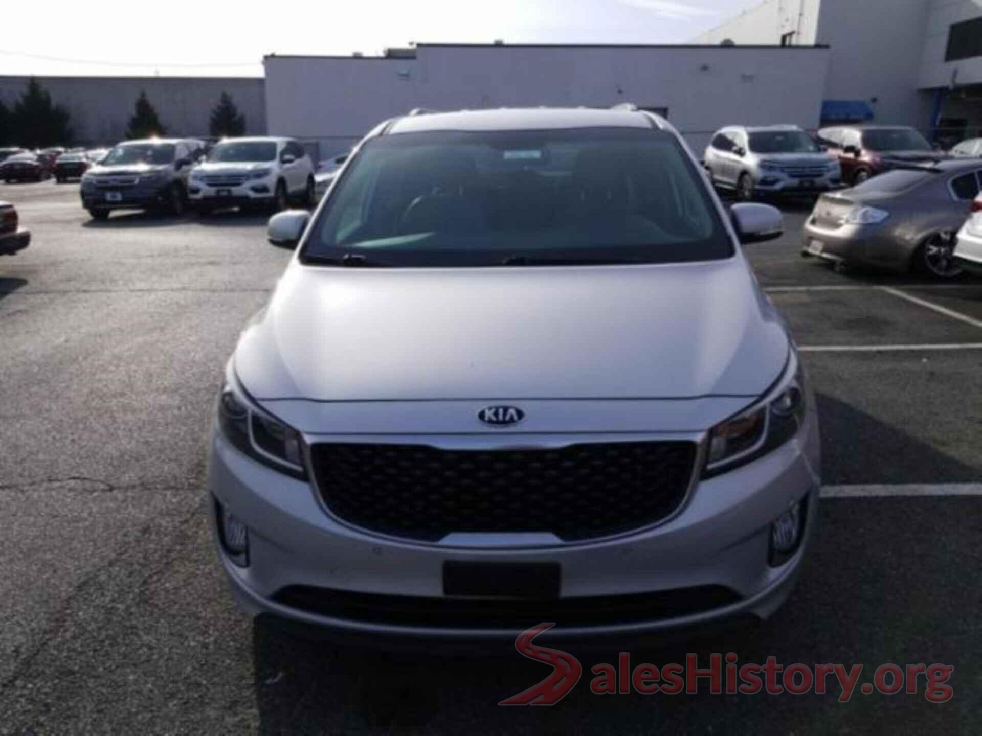 KNDMC5C19J6355709 2018 KIA SEDONA