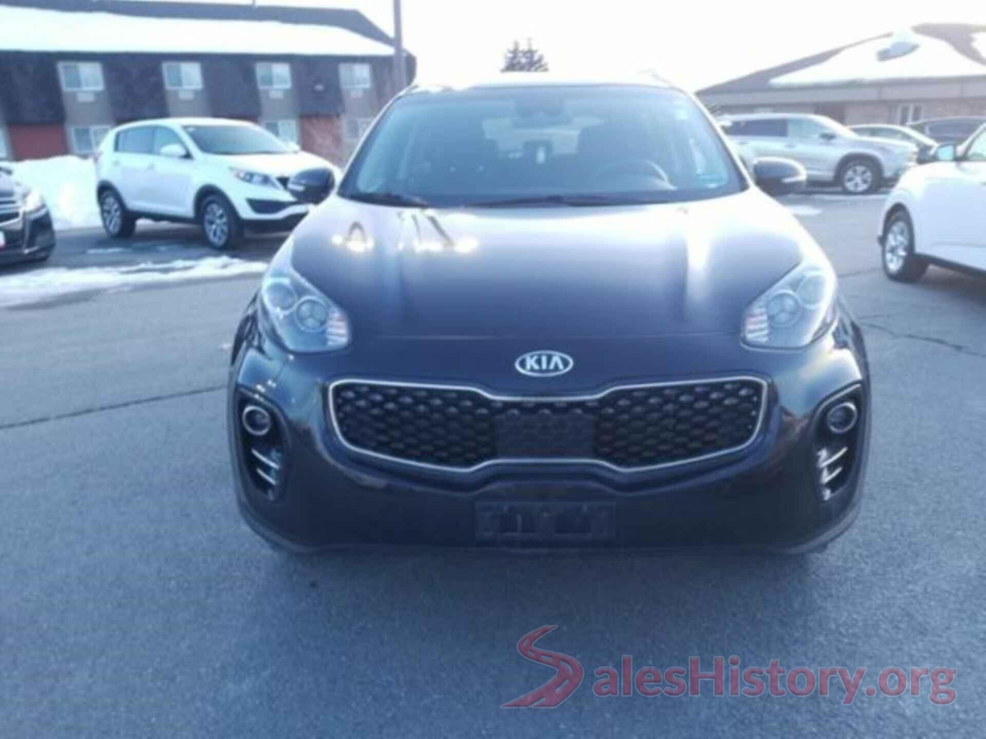 KNDPMCAC2J7302203 2018 KIA SPORTAGE