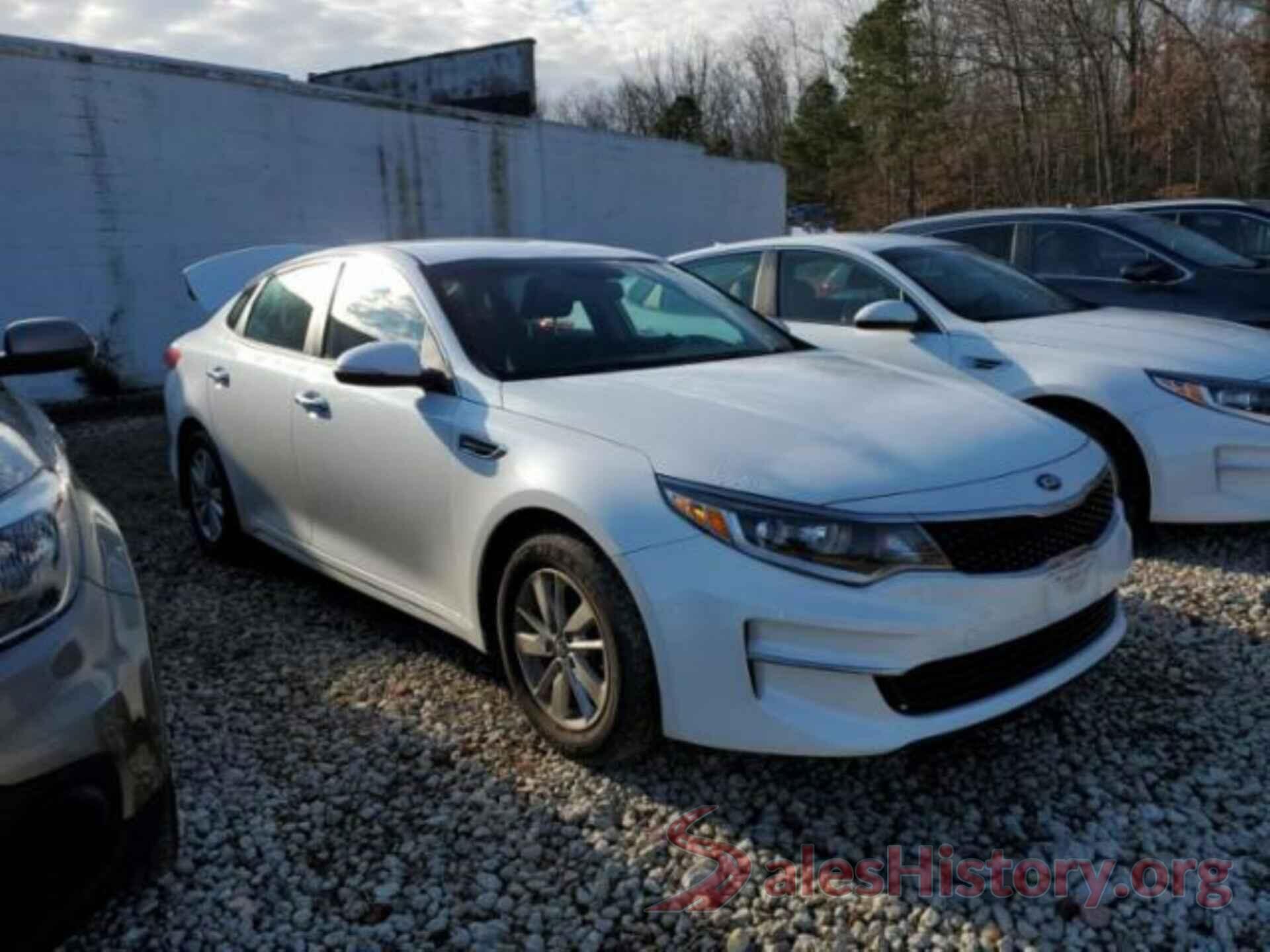 KNAGT4L35J5213188 2018 KIA OPTIMA