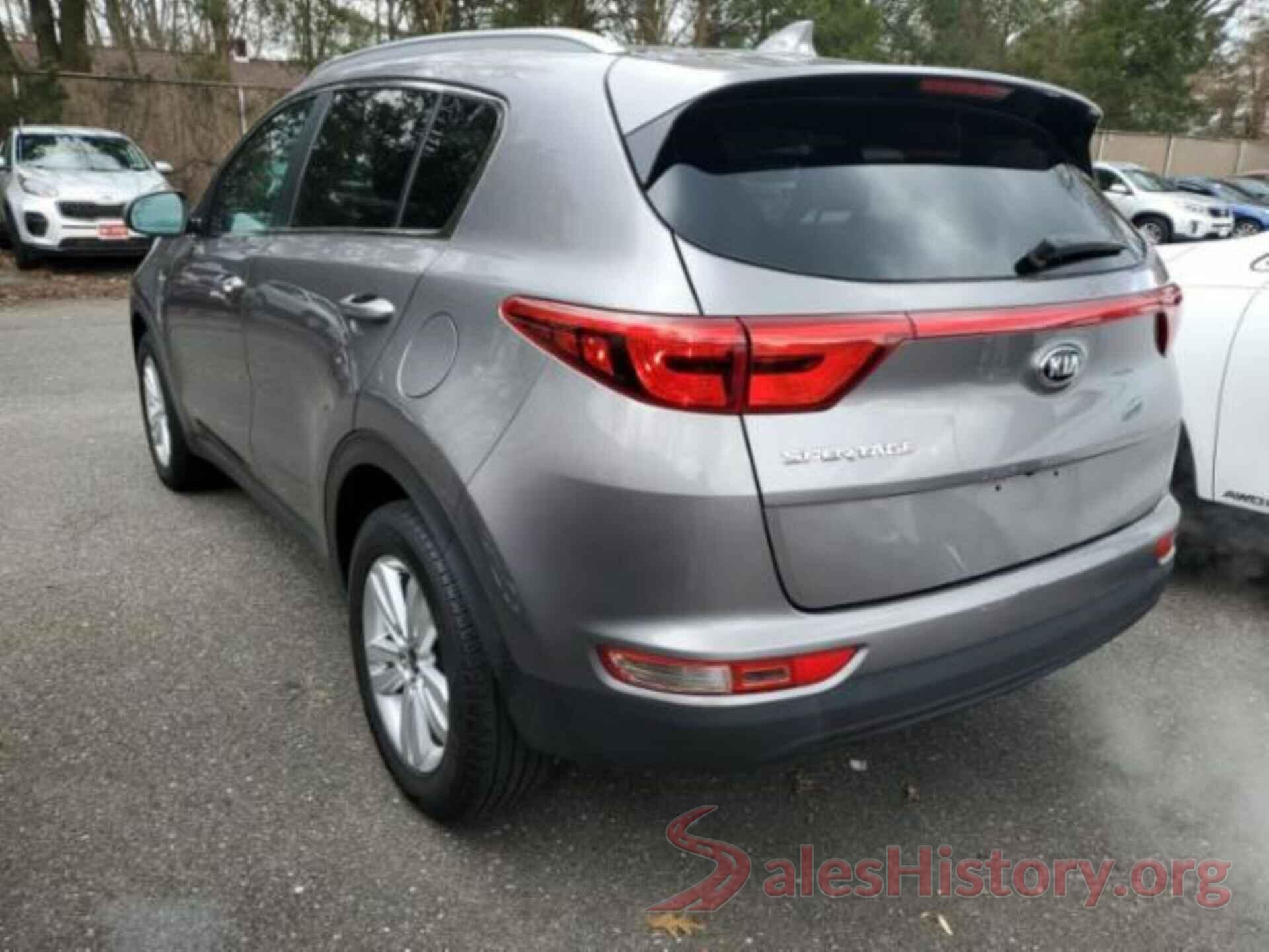 KNDPMCAC1J7395716 2018 KIA SPORTAGE