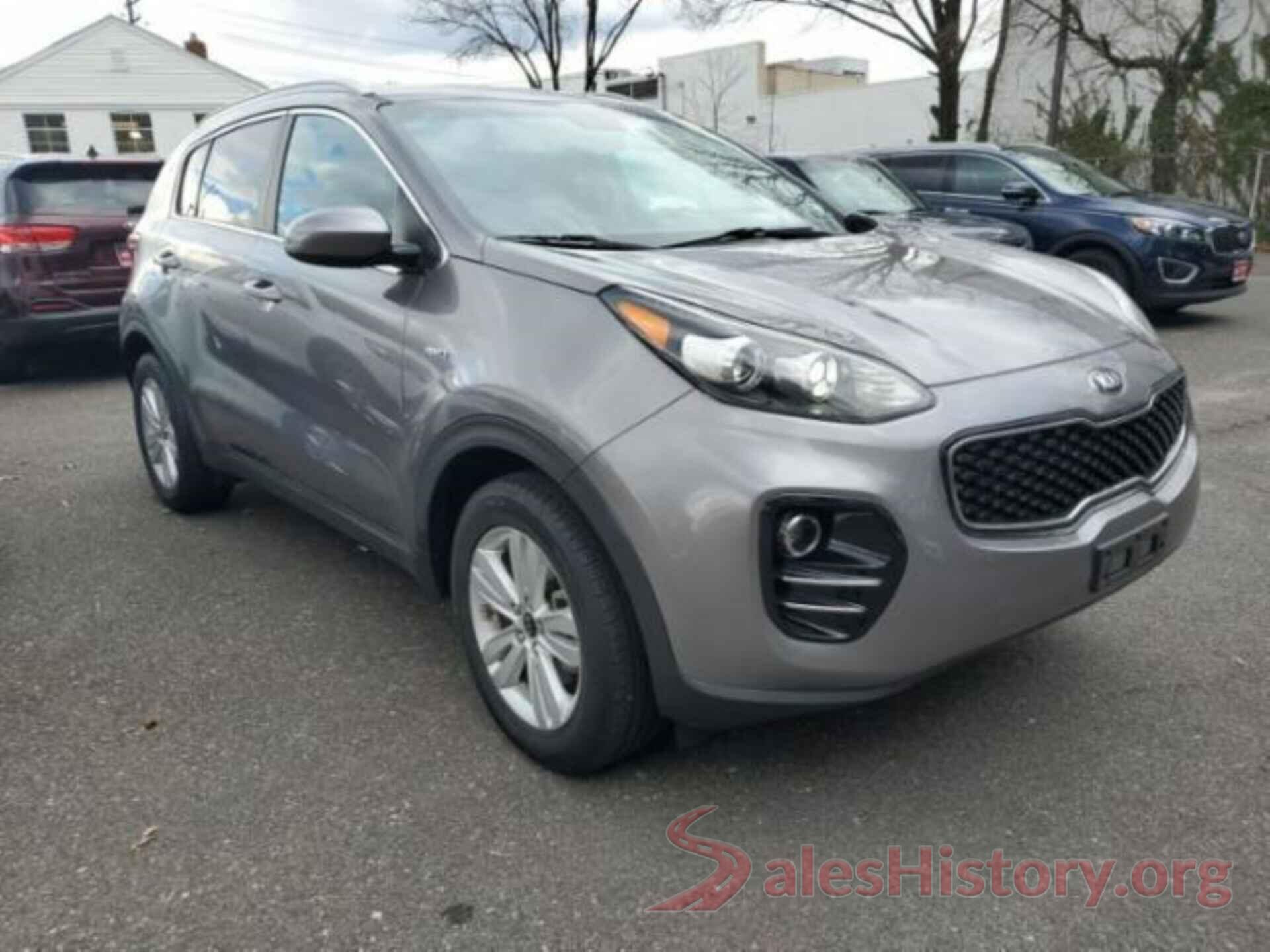 KNDPMCAC1J7395716 2018 KIA SPORTAGE