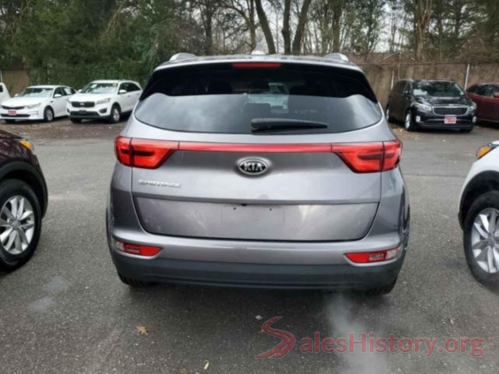 KNDPMCAC1J7395716 2018 KIA SPORTAGE