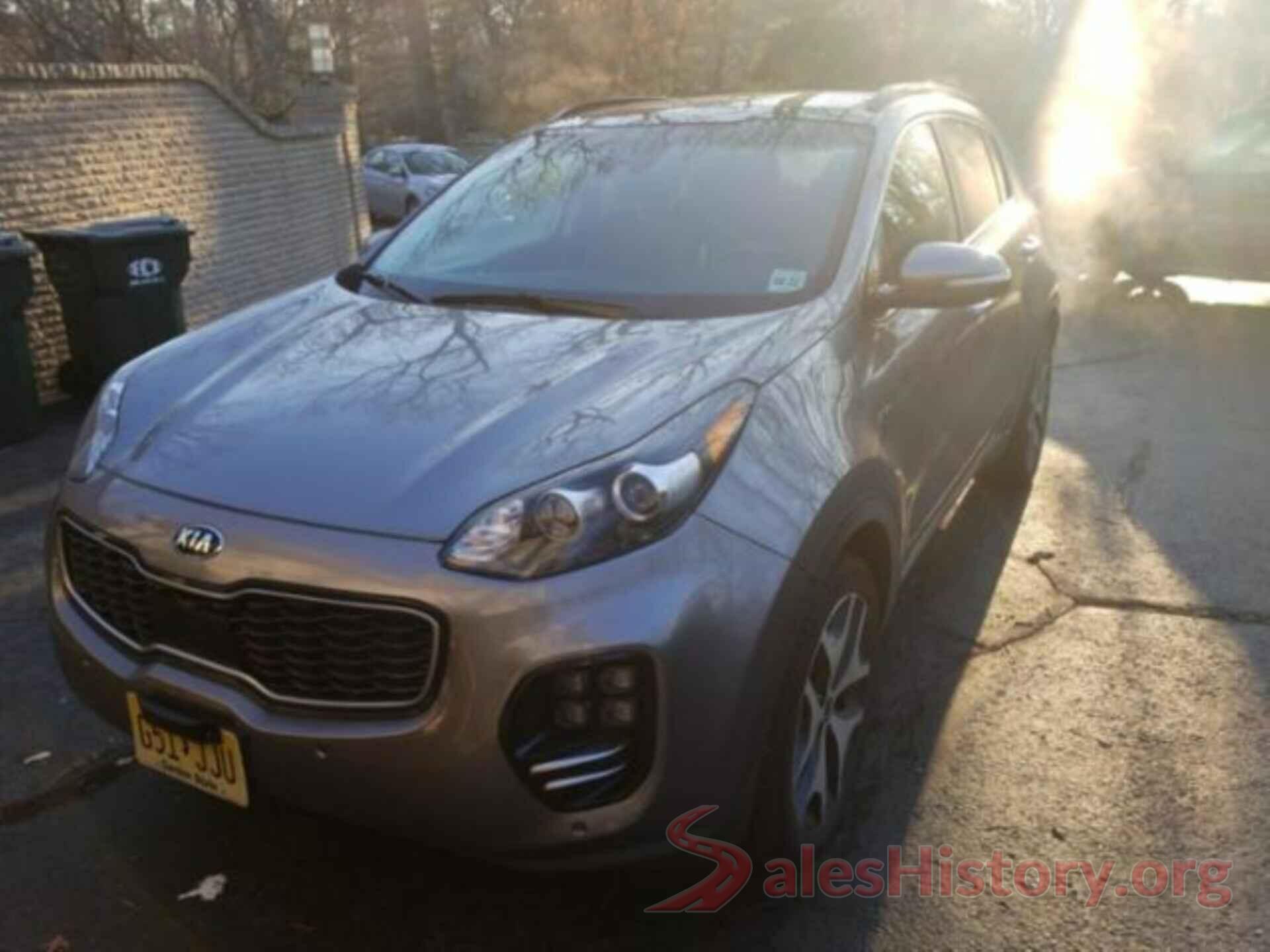 KNDPRCA63J7375592 2018 KIA SPORTAGE