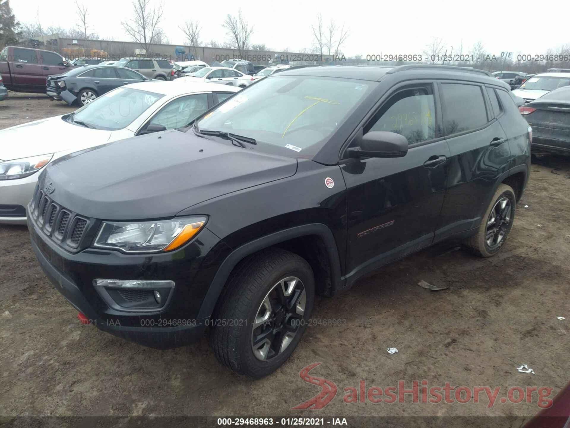 3C4NJDDB5JT320537 2018 JEEP COMPASS