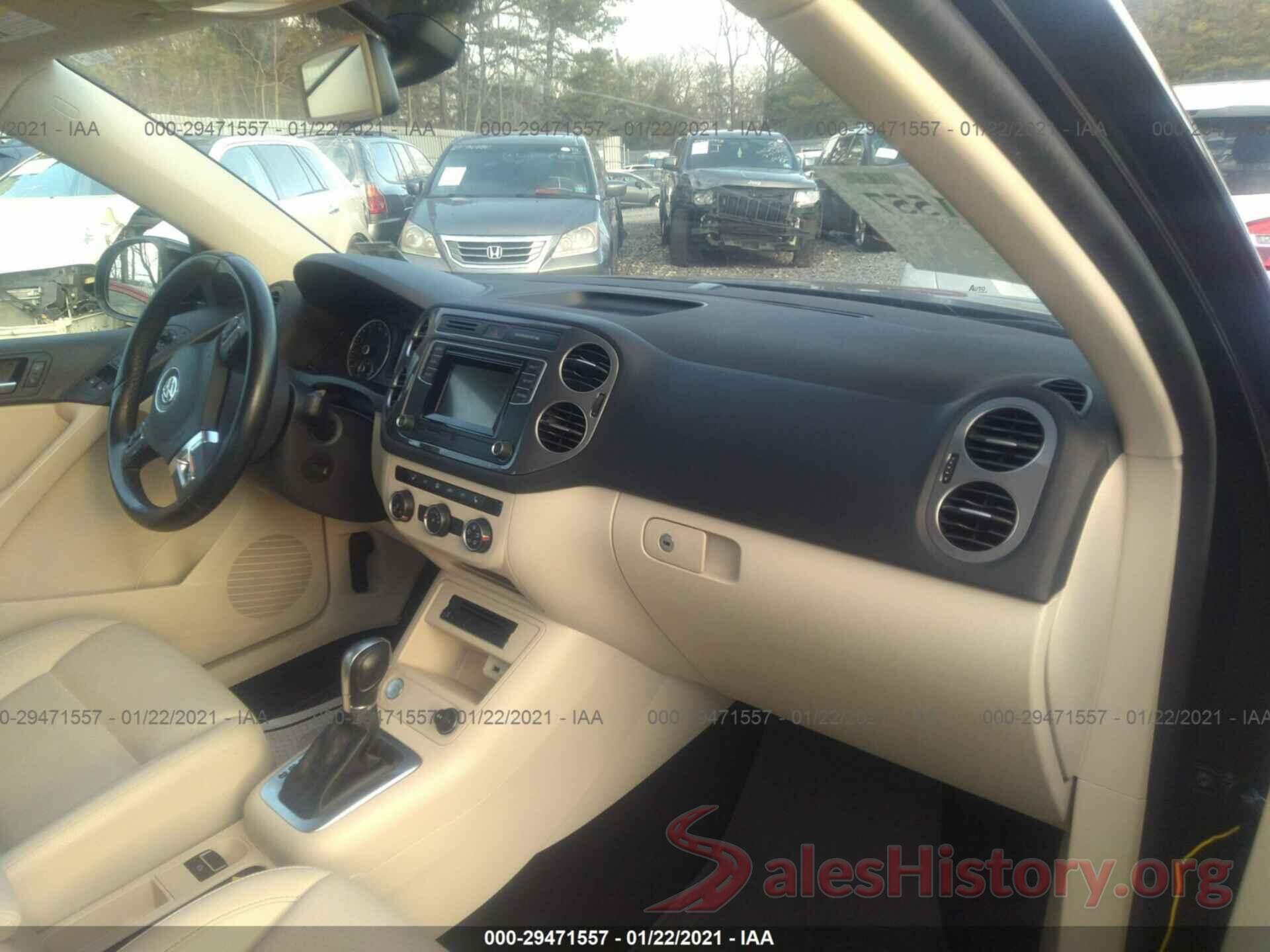 WVGBV7AX3GW001774 2016 VOLKSWAGEN TIGUAN