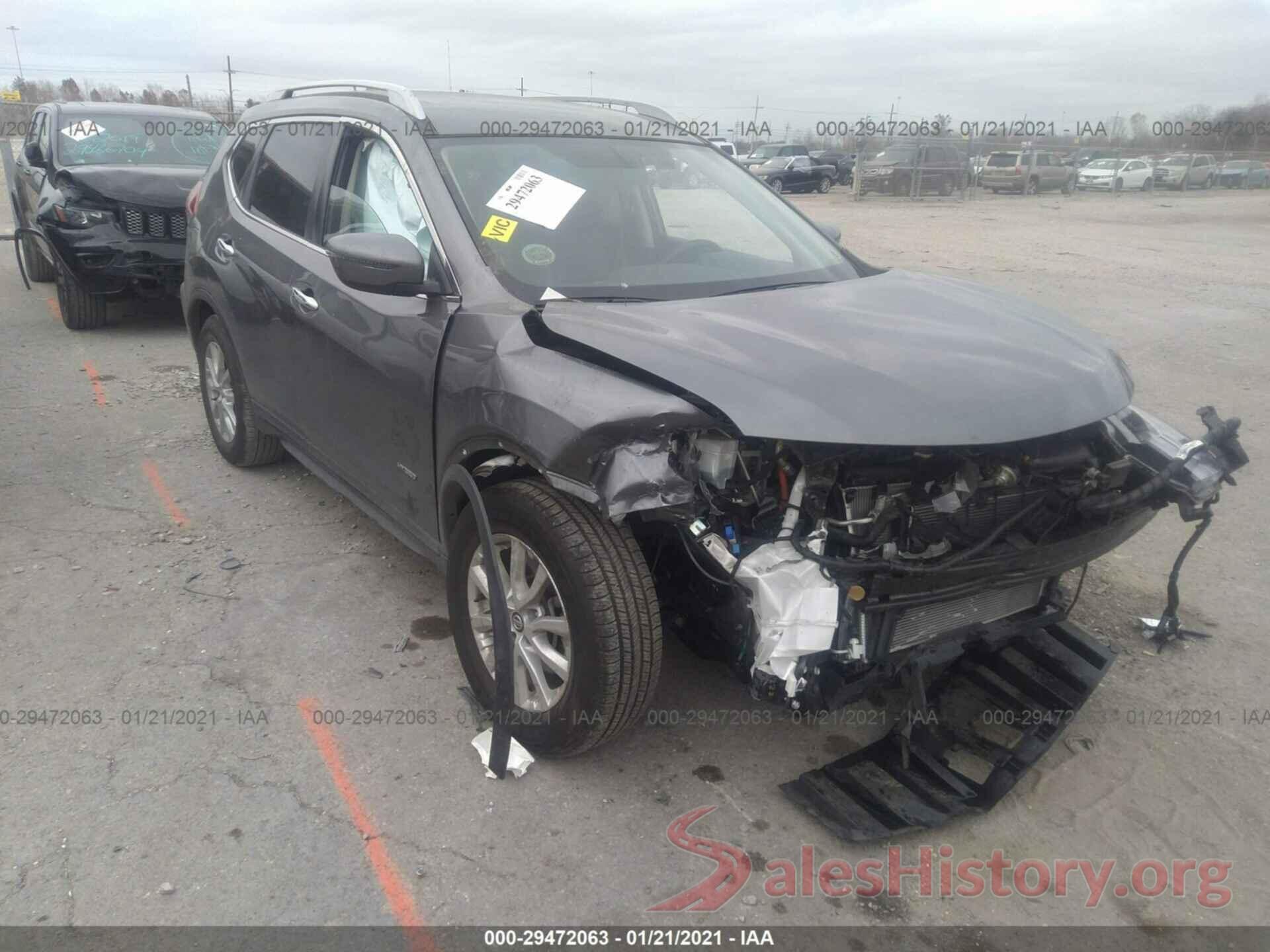 5N1ET2MT4JC824690 2018 NISSAN ROGUE