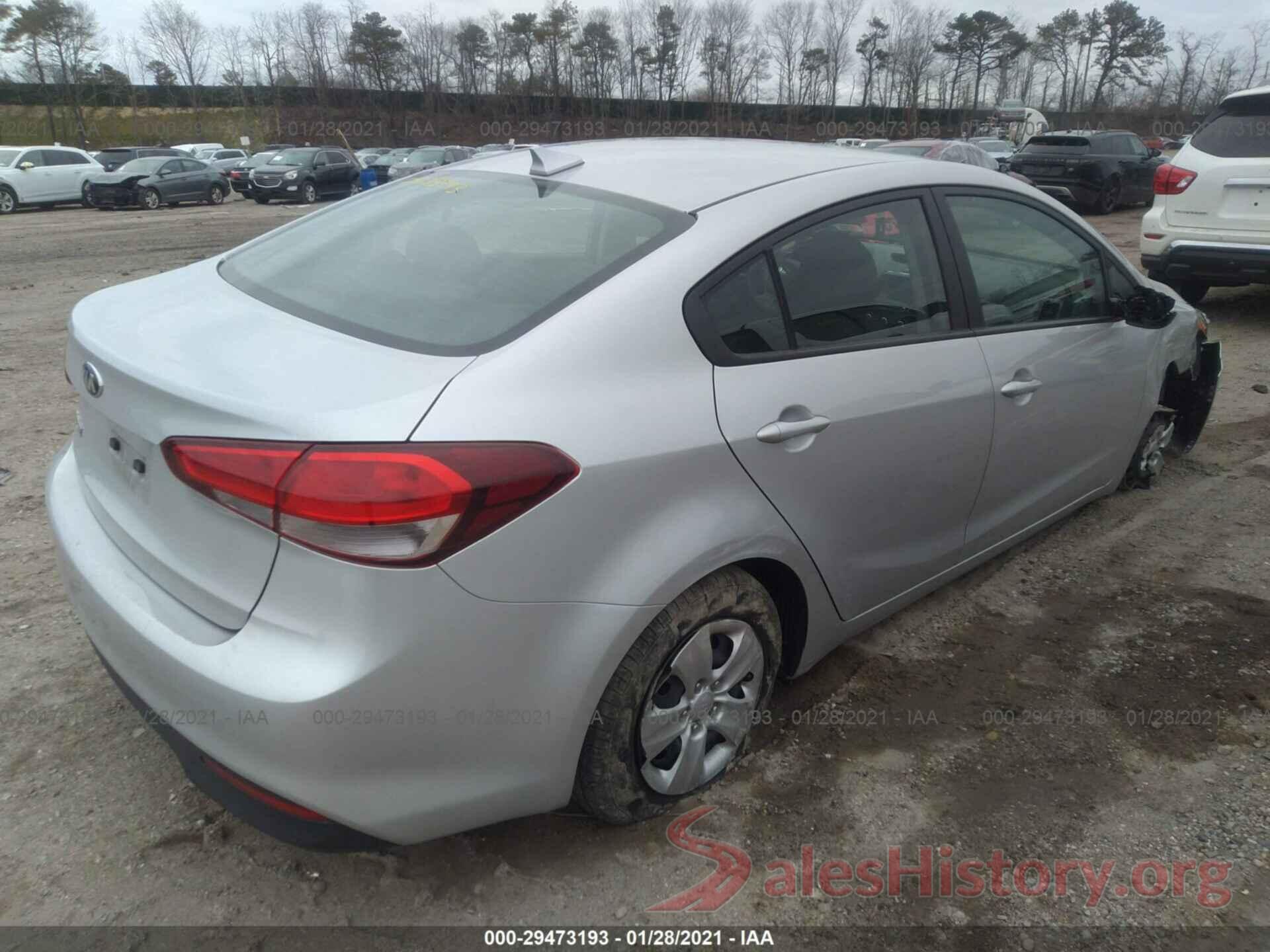 3KPFL4A7XJE194999 2018 KIA FORTE