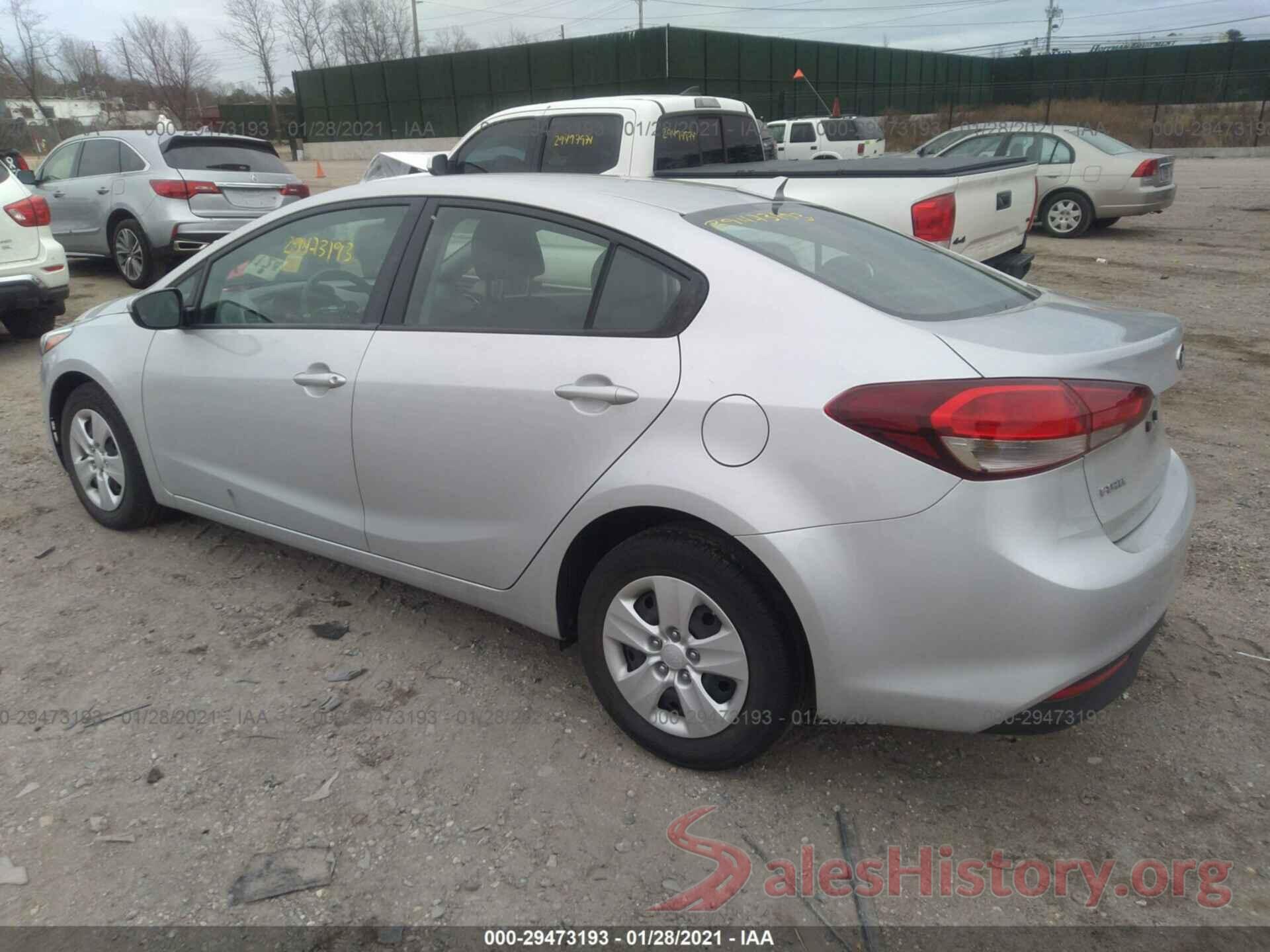 3KPFL4A7XJE194999 2018 KIA FORTE