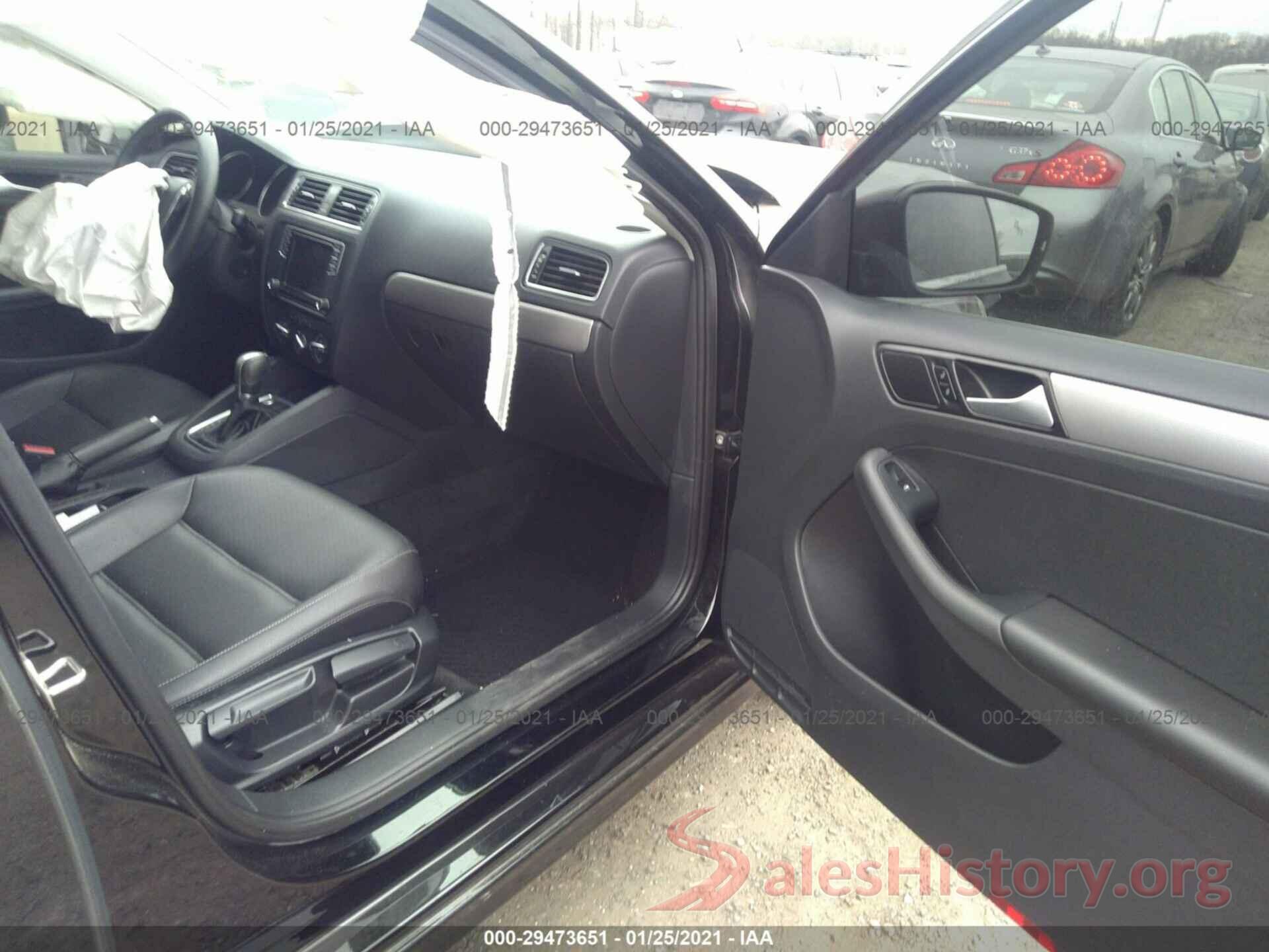 3VWDB7AJXJM259585 2018 VOLKSWAGEN JETTA