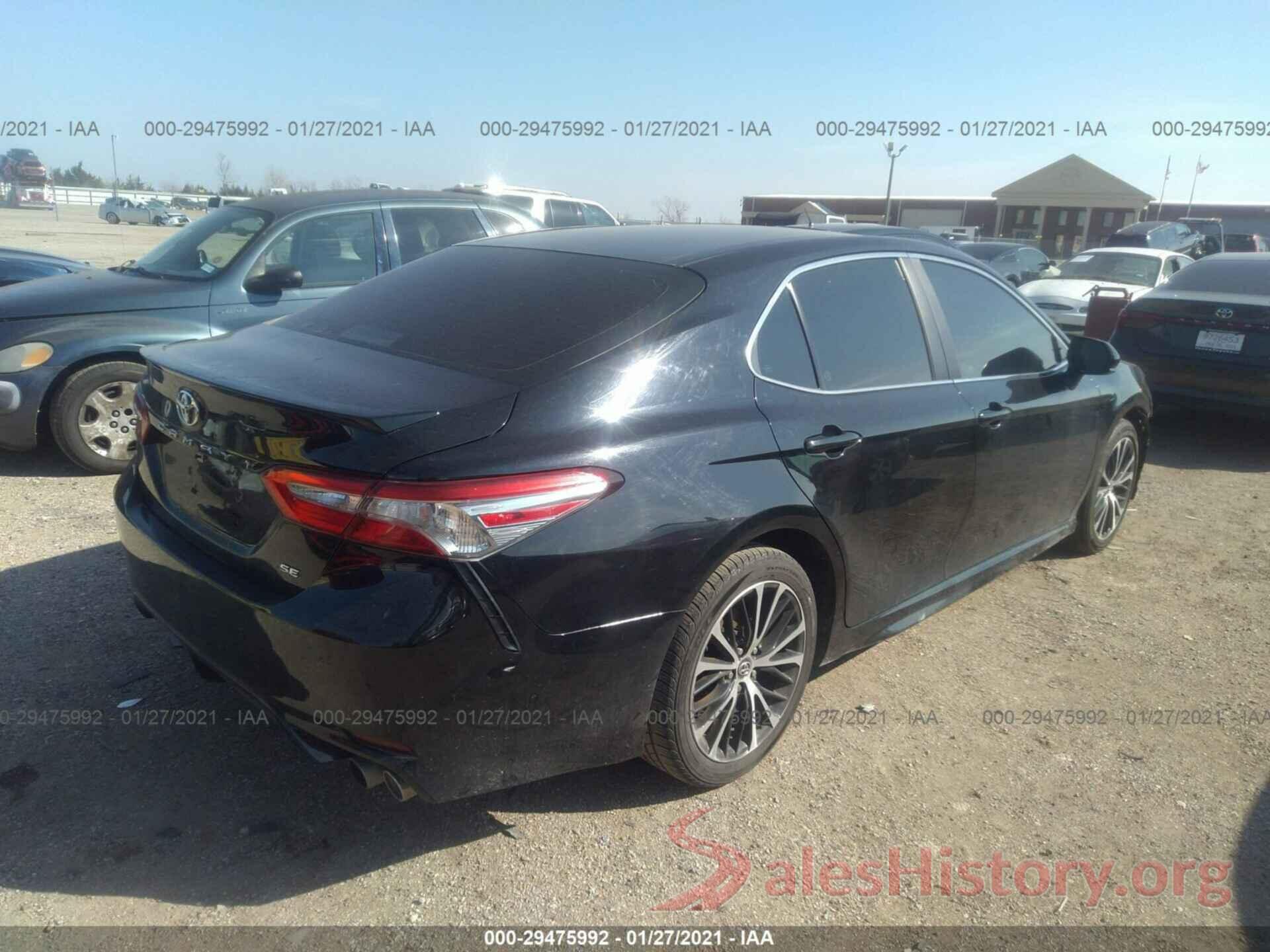 4T1B11HK1JU597599 2018 TOYOTA CAMRY