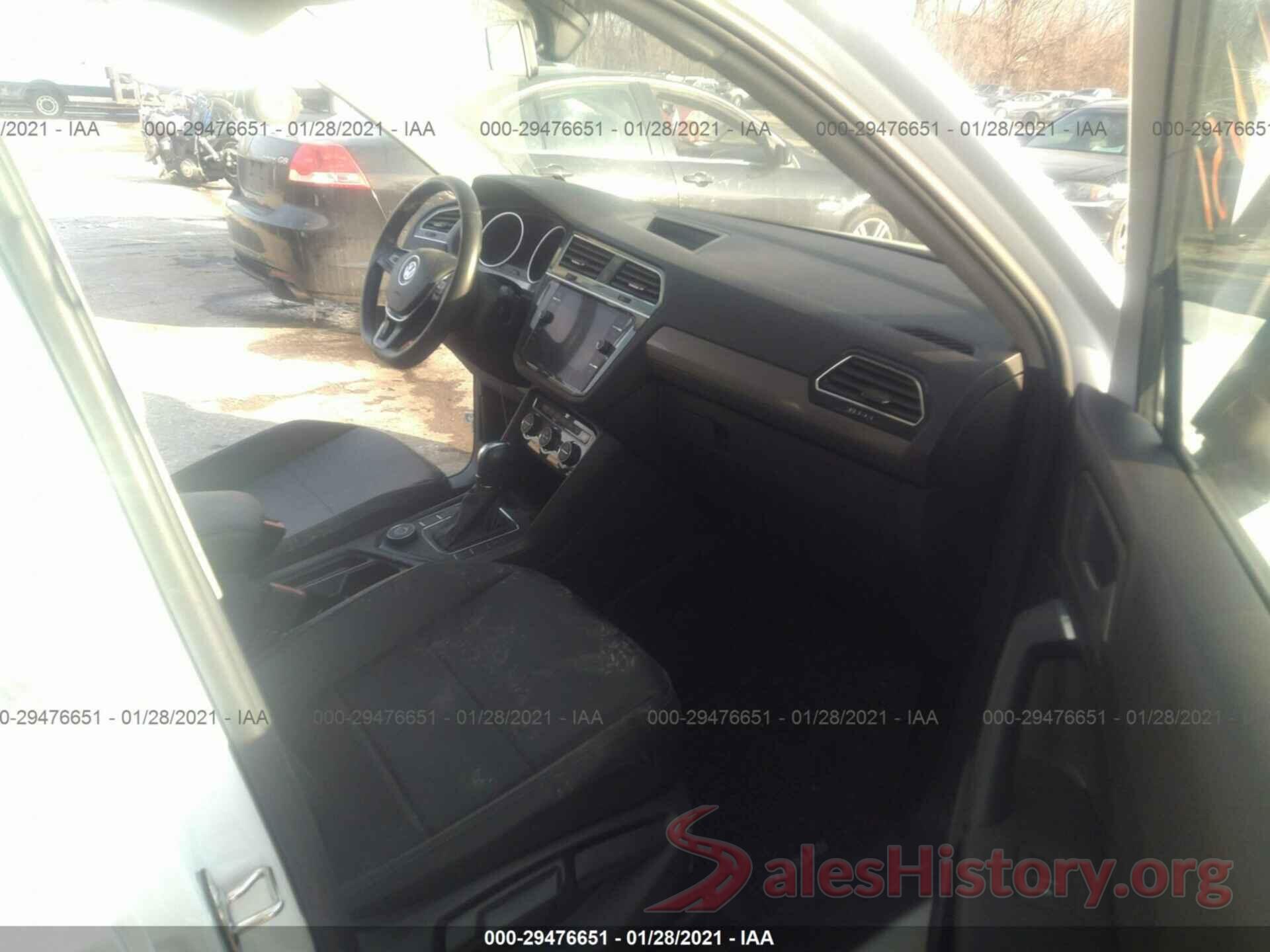 3VV2B7AX3KM190496 2019 VOLKSWAGEN TIGUAN