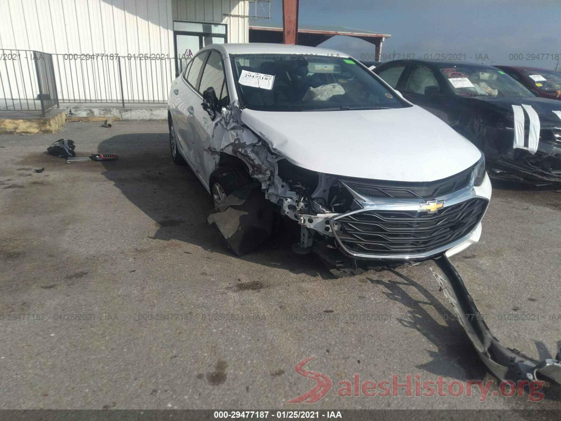 1G1BE5SM8K7124995 2019 CHEVROLET CRUZE