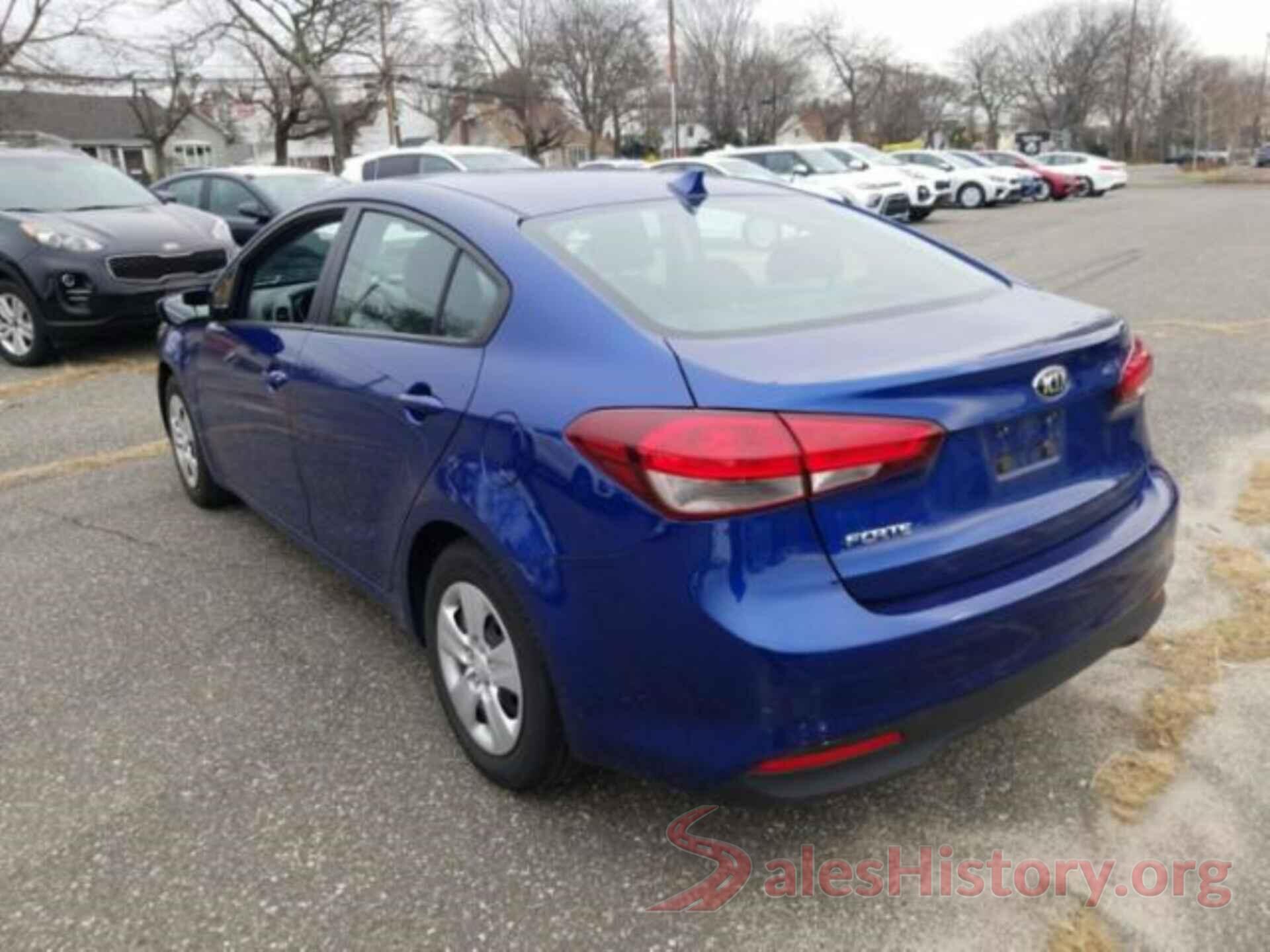 3KPFK4A71JE240660 2018 KIA FORTE