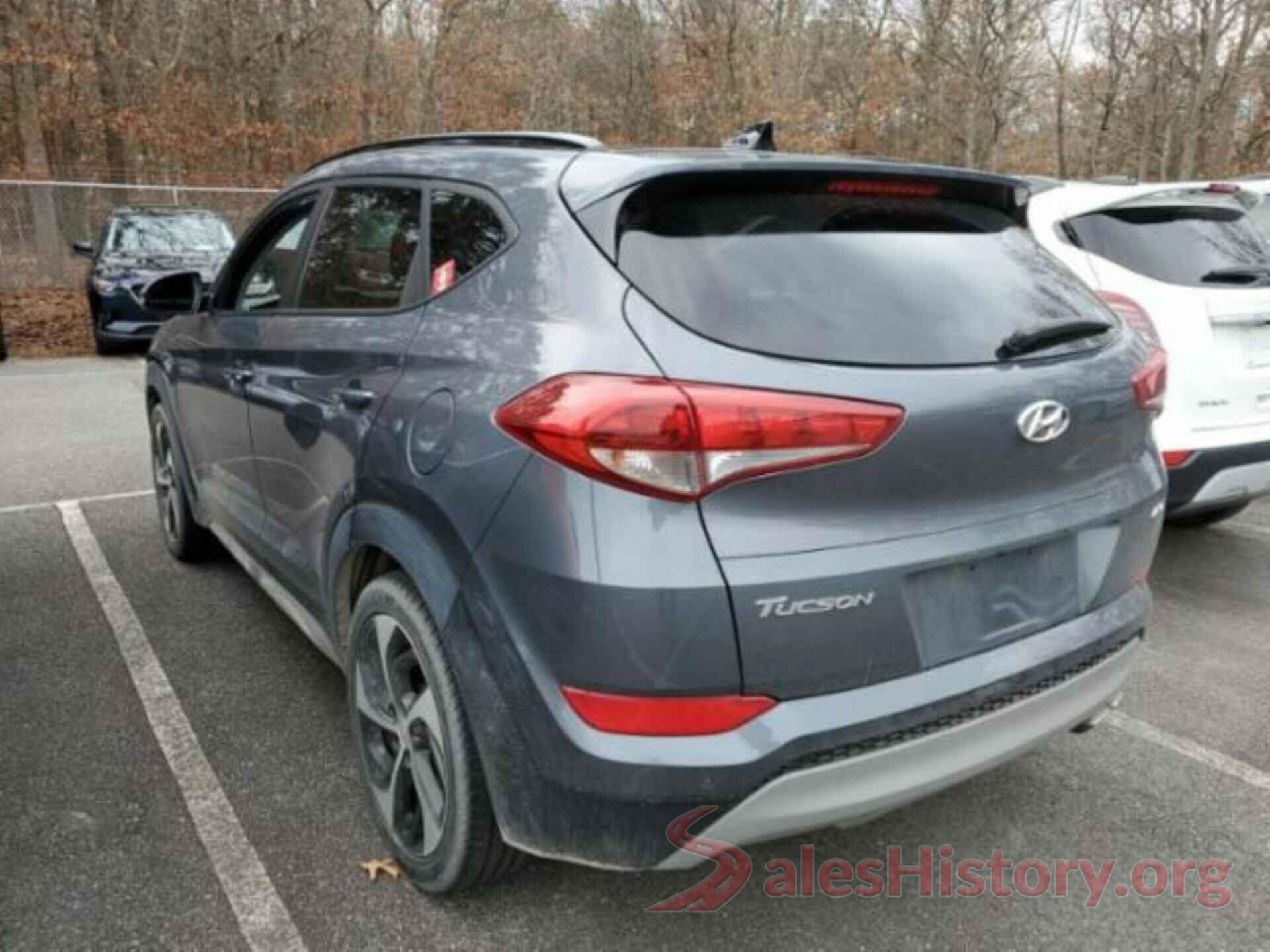 KM8J3CA26JU644721 2018 HYUNDAI TUCSON