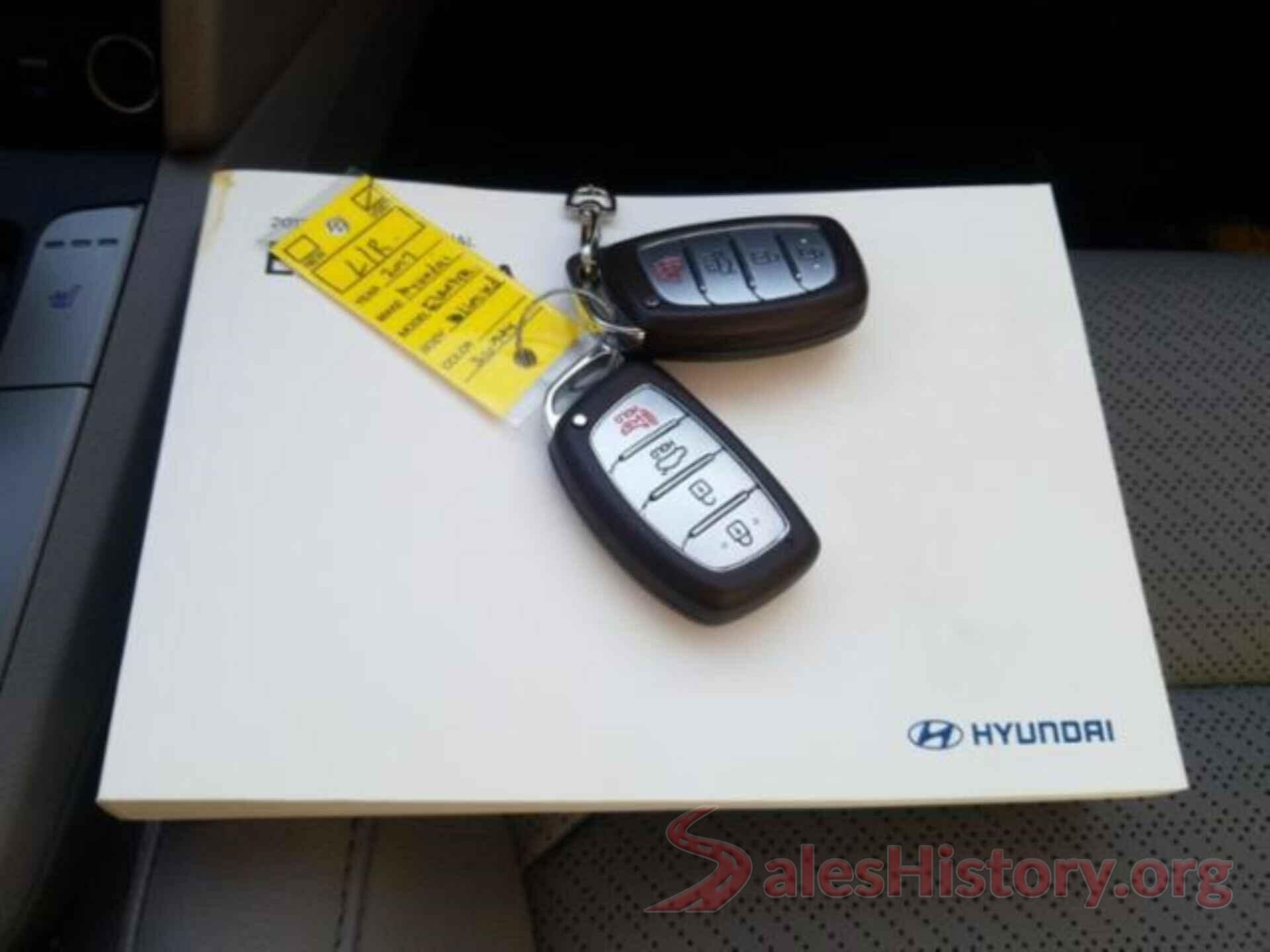 KMHD84LFXHU316944 2017 HYUNDAI ELANTRA