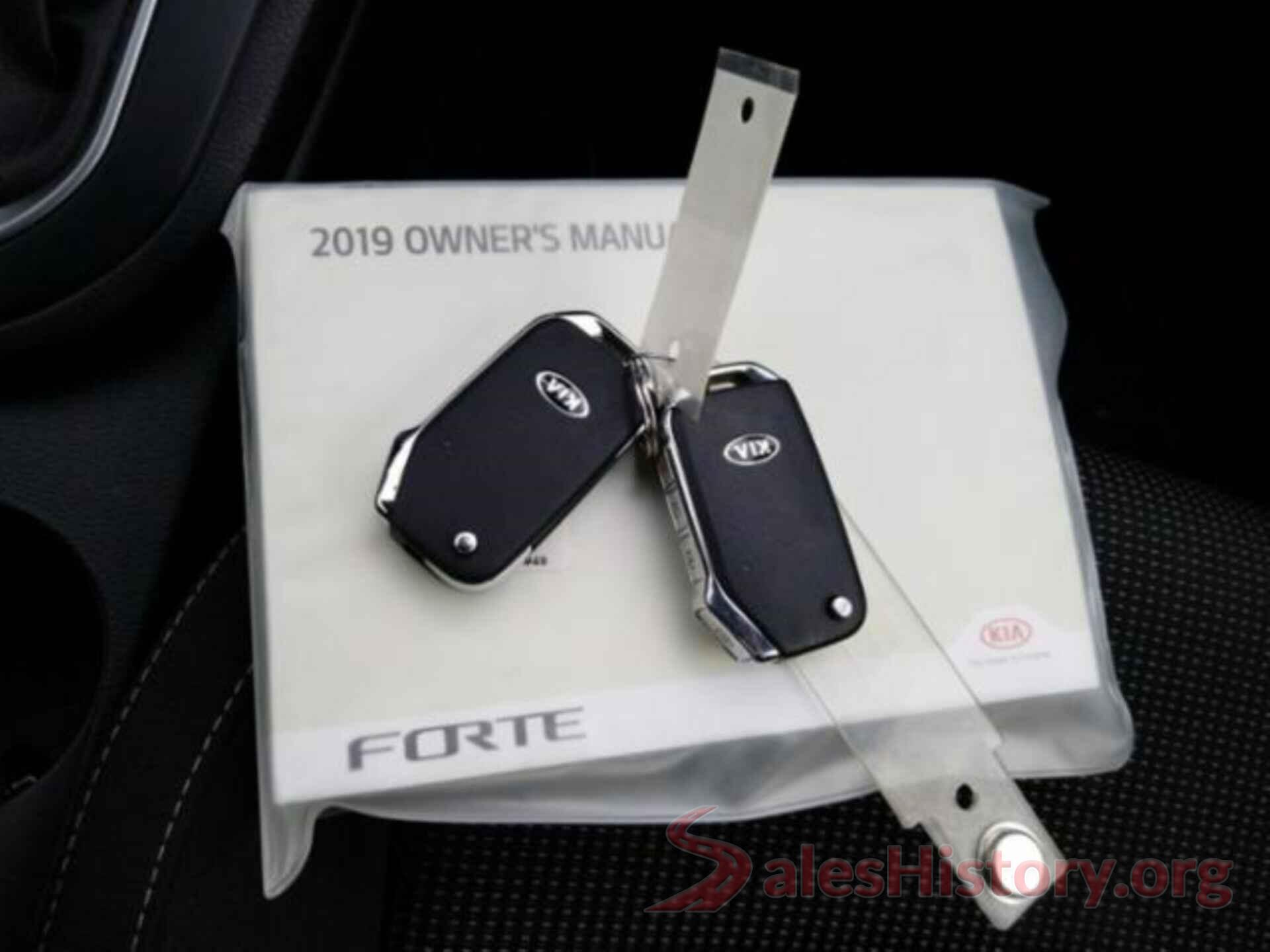 3KPF24ADXKE061041 2019 KIA FORTE