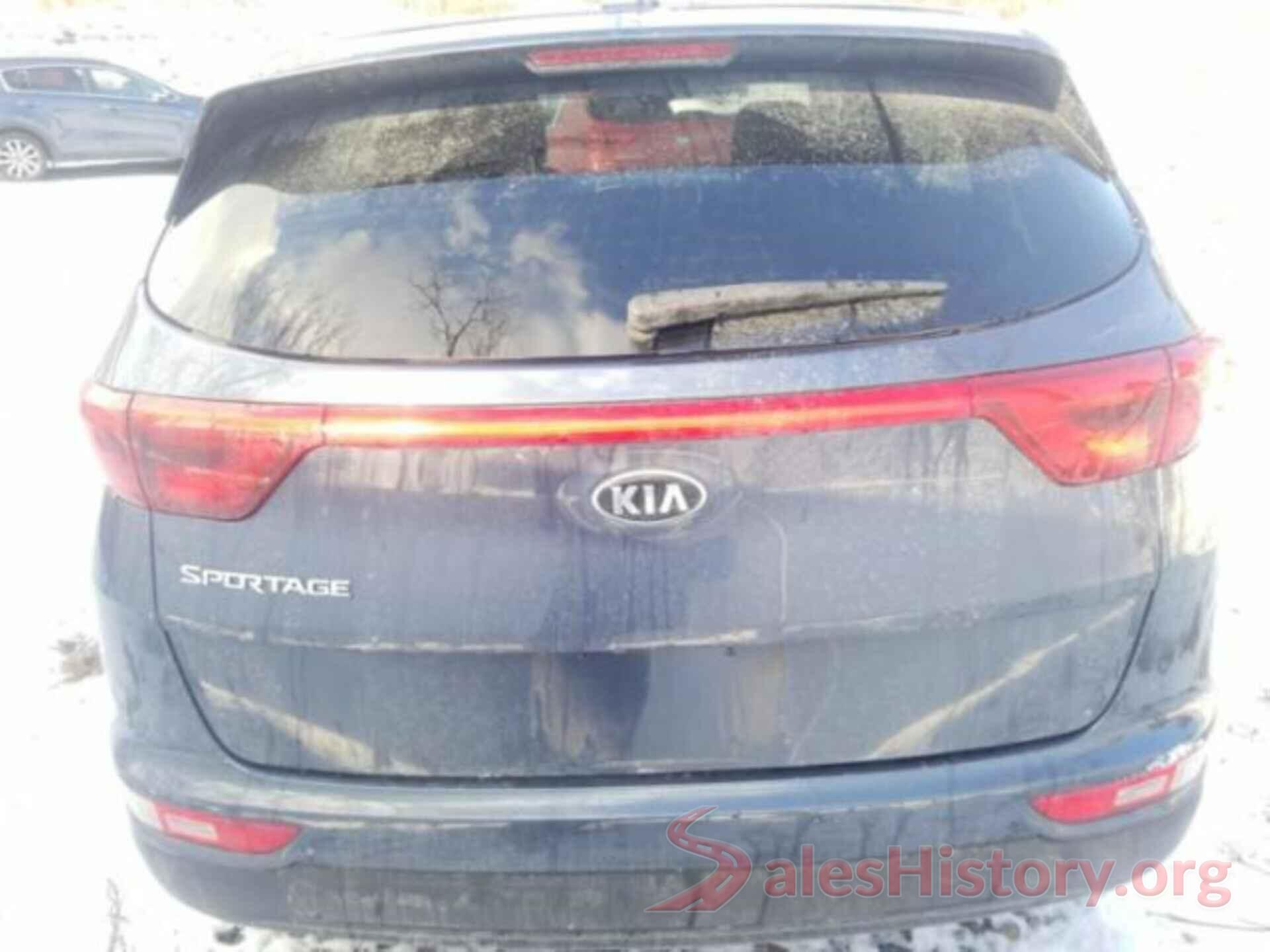 KNDPMCAC1J7388927 2018 KIA SPORTAGE