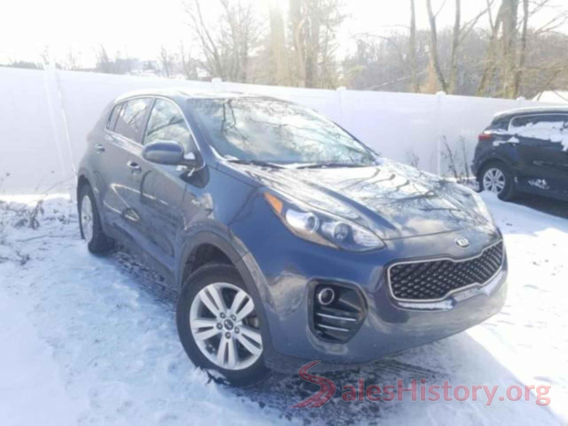 KNDPMCAC1J7388927 2018 KIA SPORTAGE