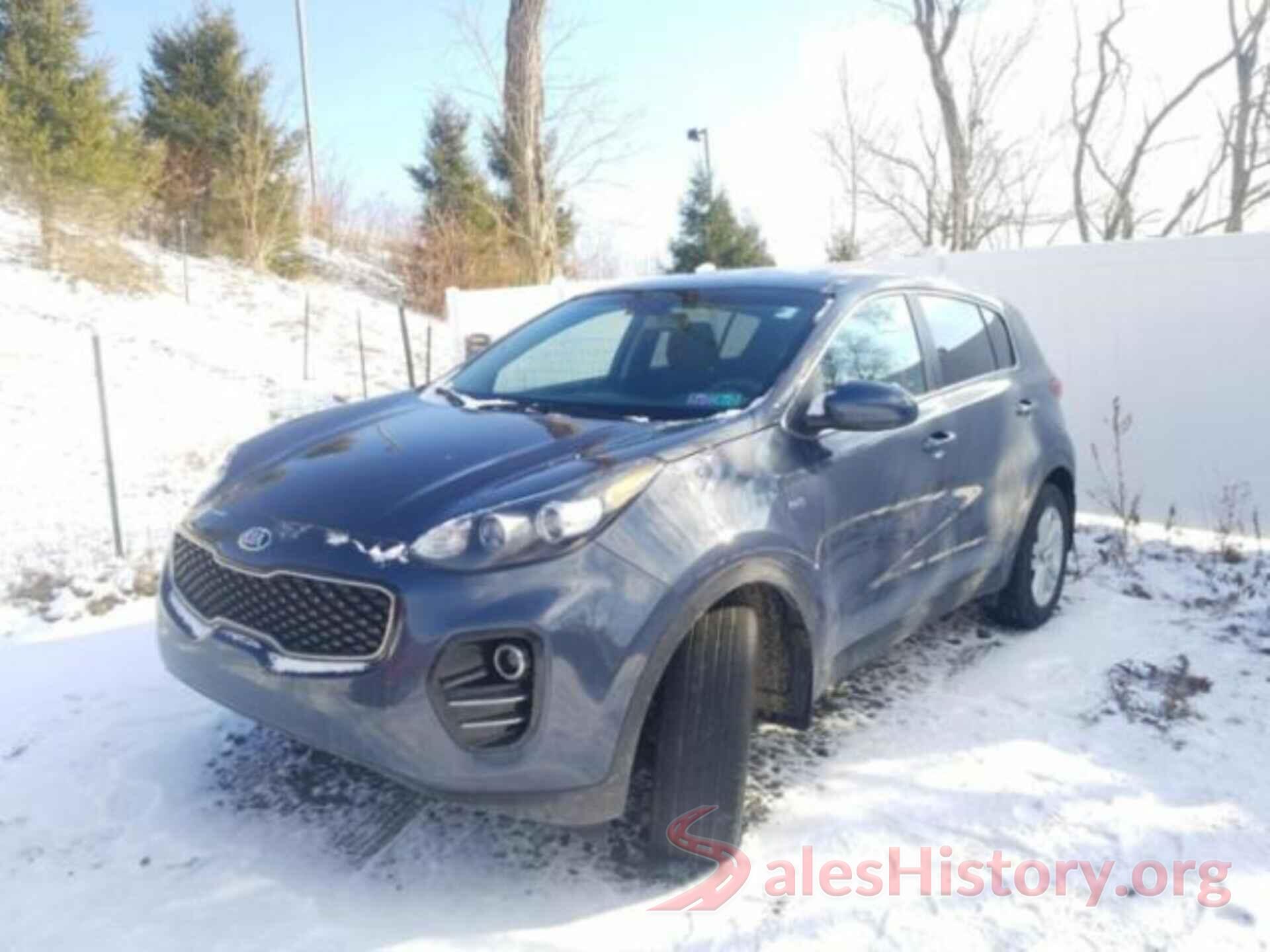 KNDPMCAC1J7388927 2018 KIA SPORTAGE