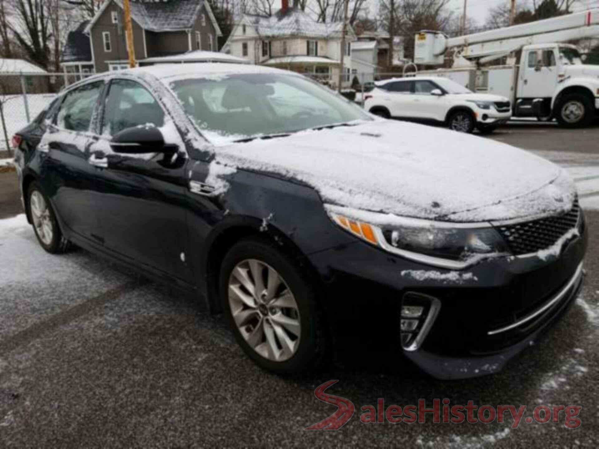 5XXGT4L32JG244672 2018 KIA OPTIMA