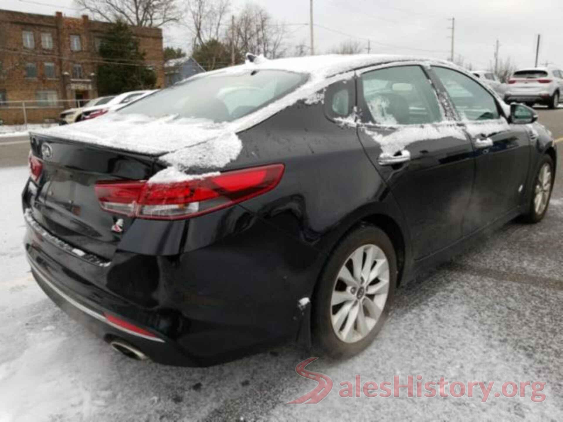 5XXGT4L32JG244672 2018 KIA OPTIMA