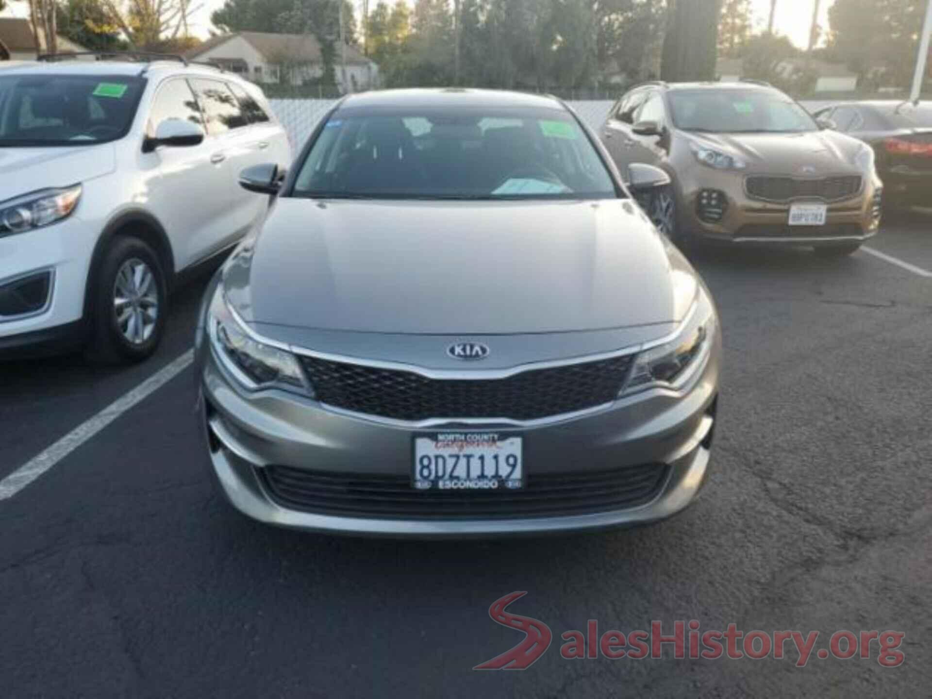 5XXGT4L32JG250827 2018 KIA OPTIMA